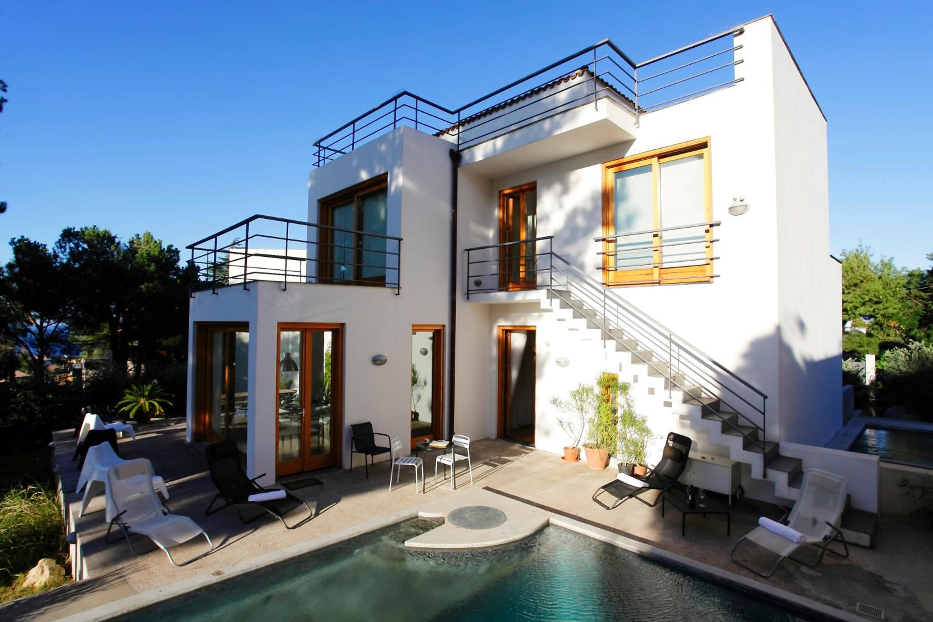 Family Villa with Sea View in Torre Colonna Sperone