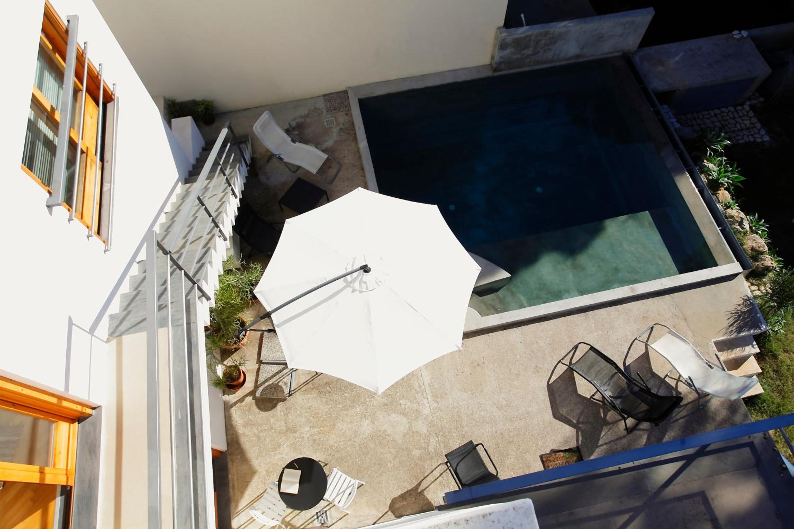 Family Villa with Sea View in Torre Colonna Sperone