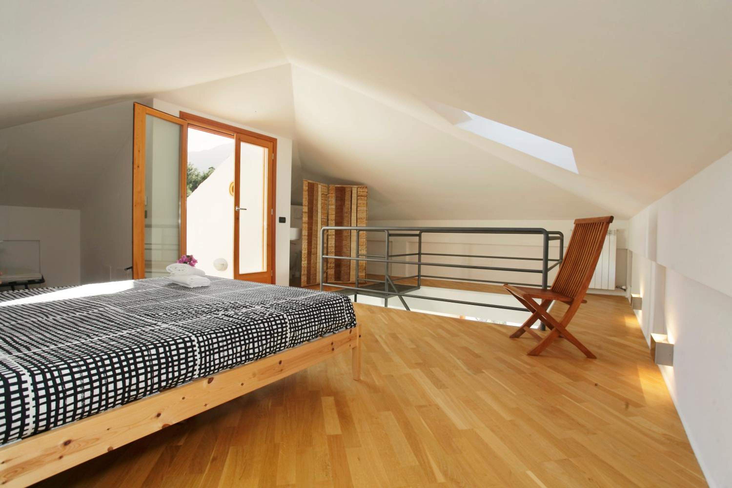 Family Villa with Sea View in Torre Colonna Sperone