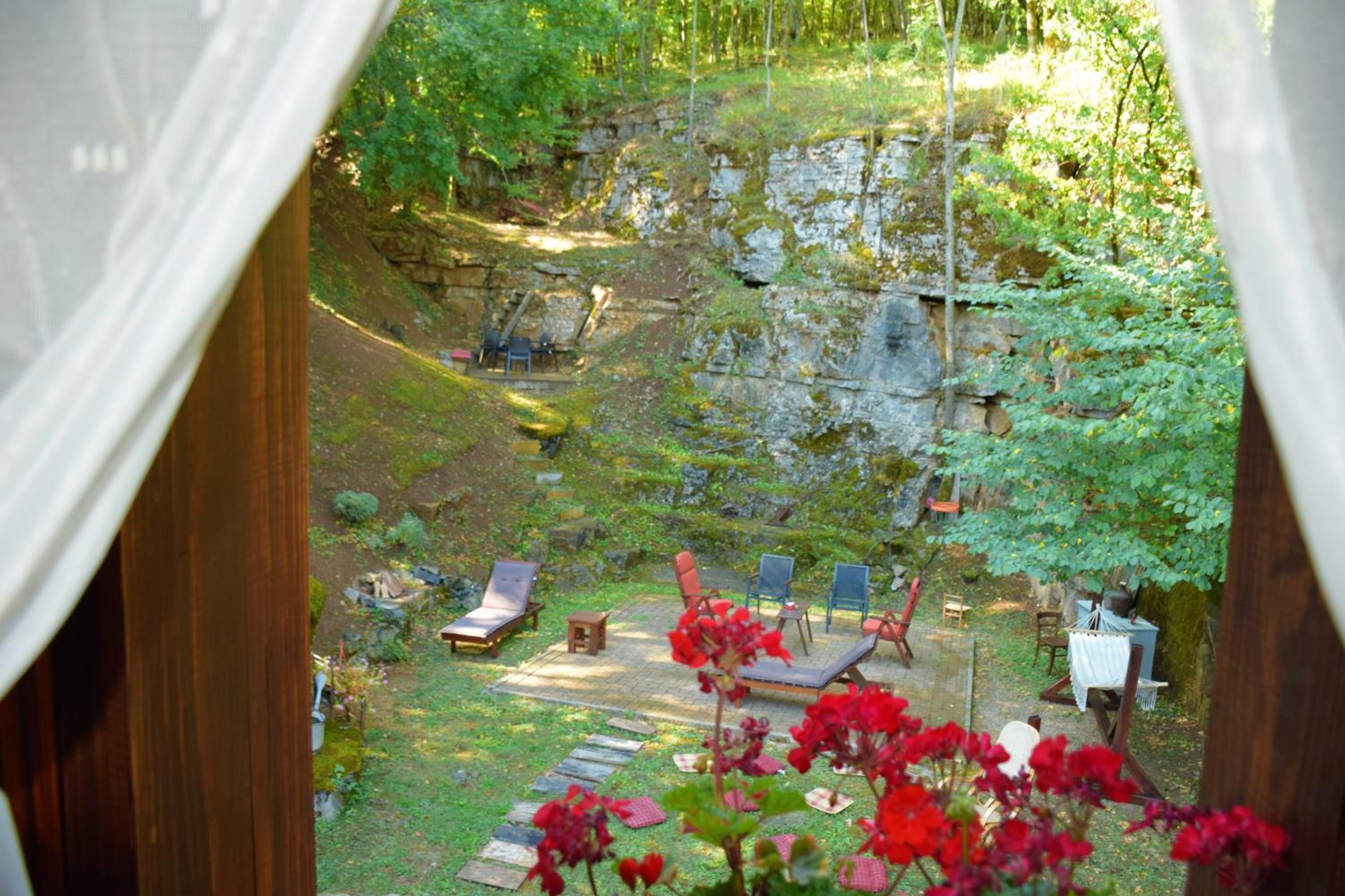 Cosy Chalet in Gospić with Jacuzzi and Mountain View