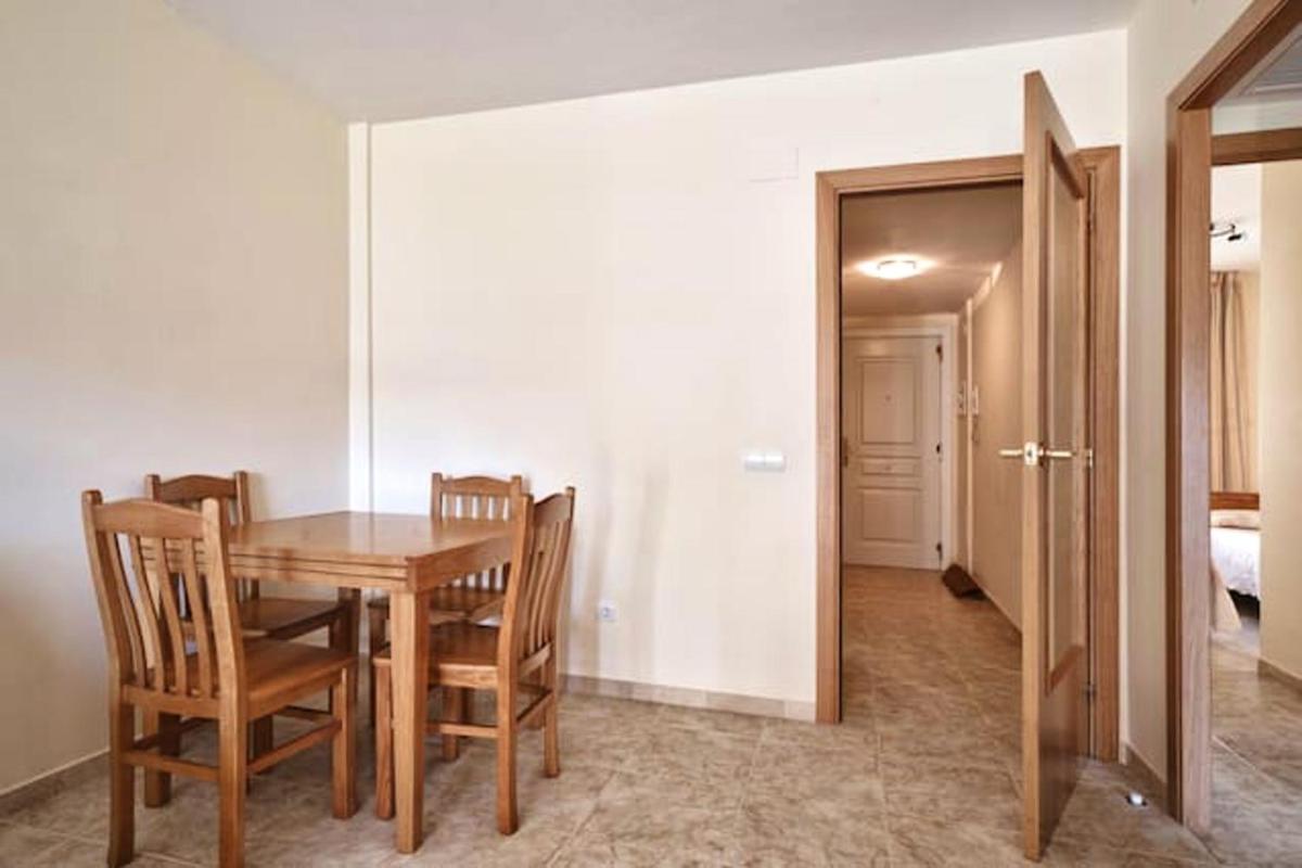 2 bedrooms appartement with shared pool at Platja de la Pineda photo 5