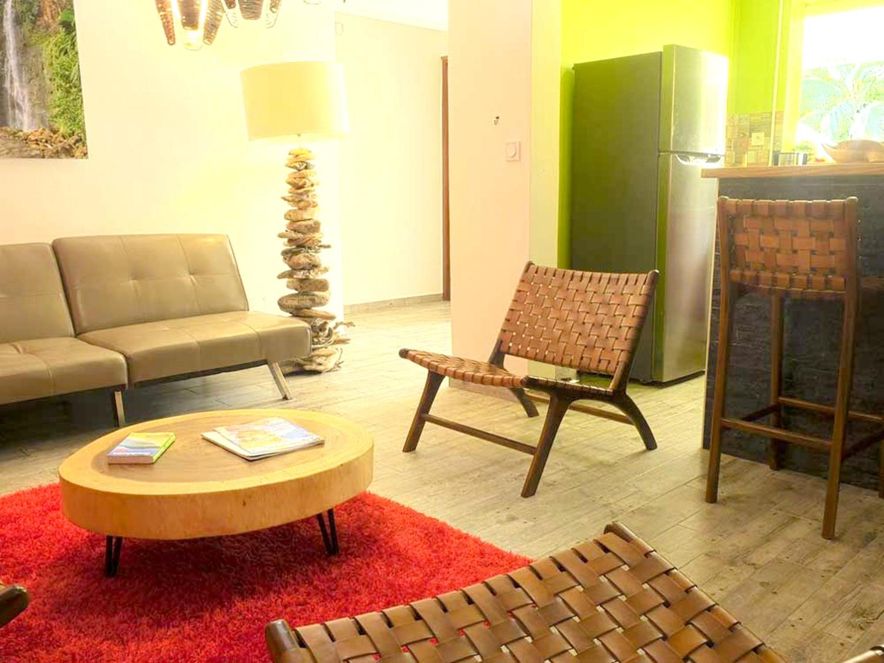 Appartement spacieux avec jardin et piscine à Lamentin, 97 m² view 2