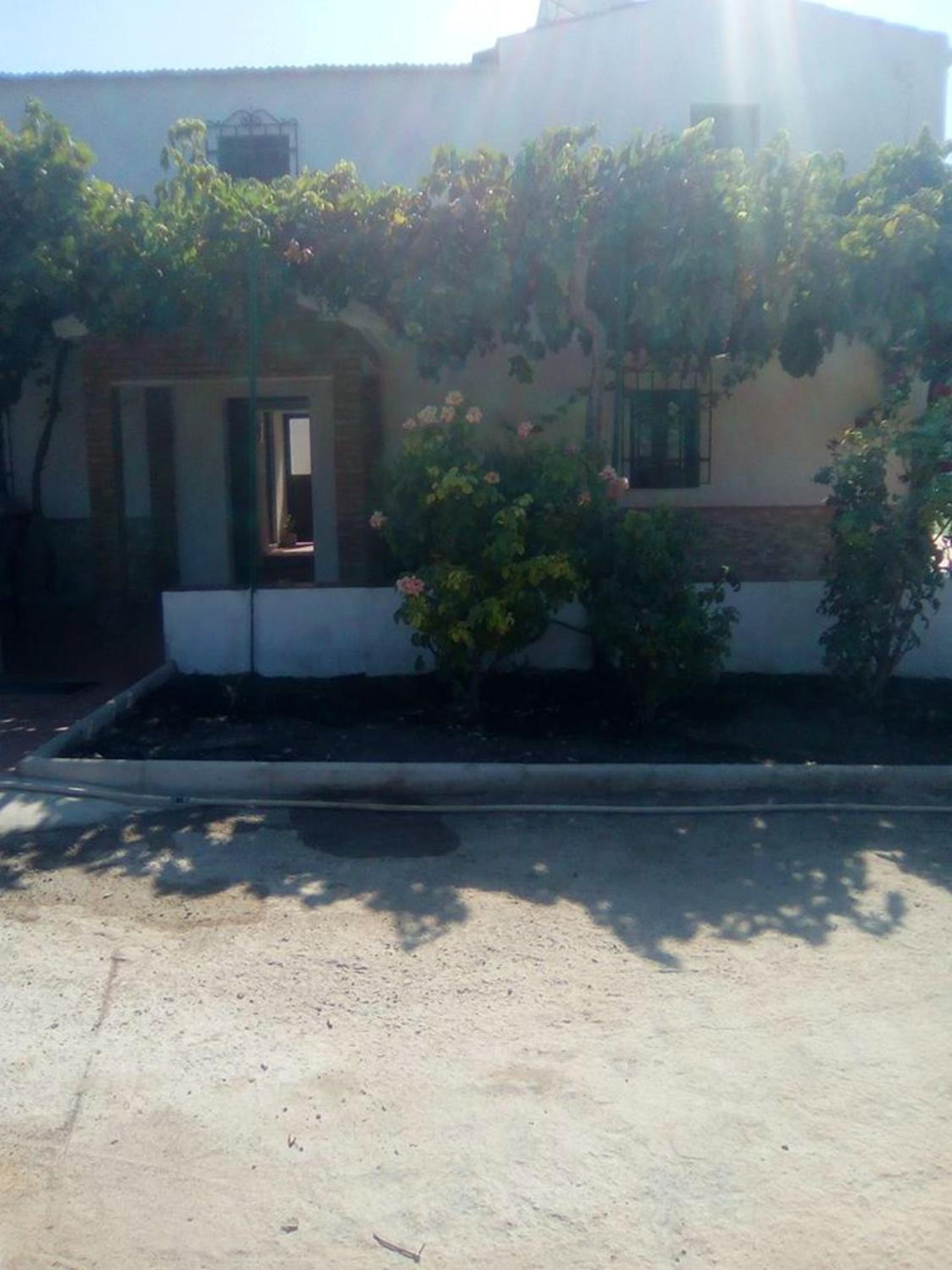 Charming House with Pool in Montilla