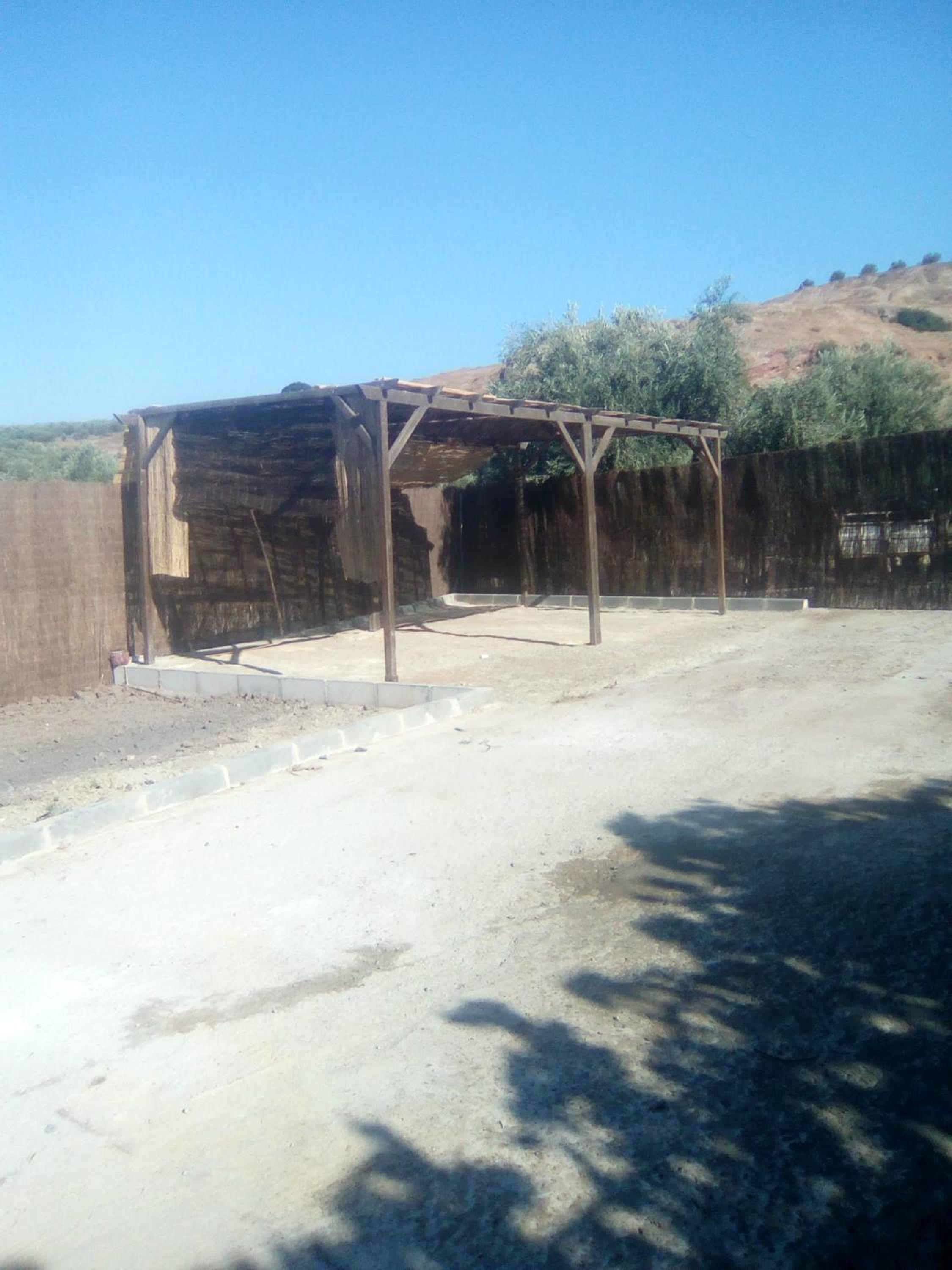 Charming House with Pool in Montilla