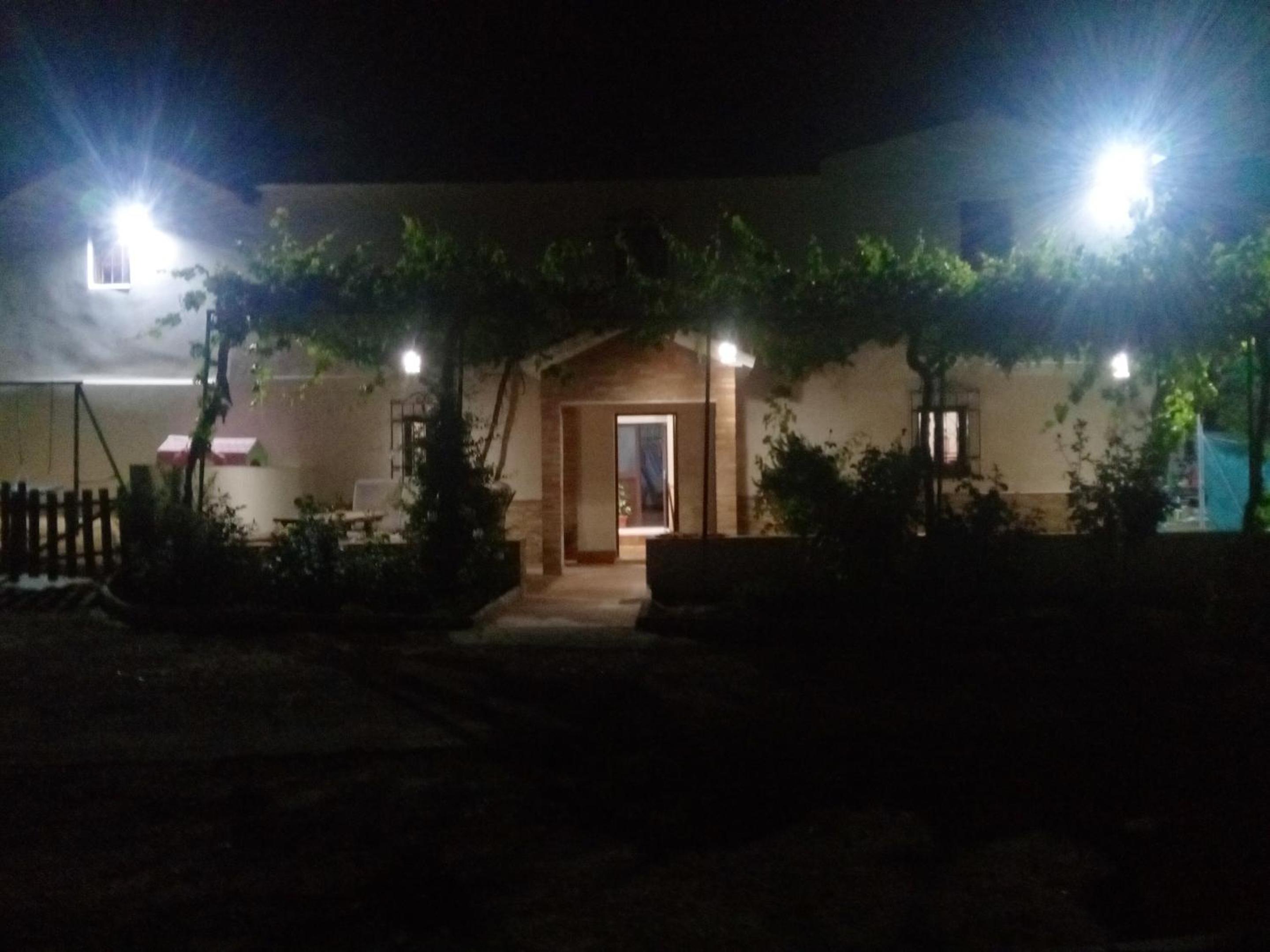 Charming House with Pool in Montilla