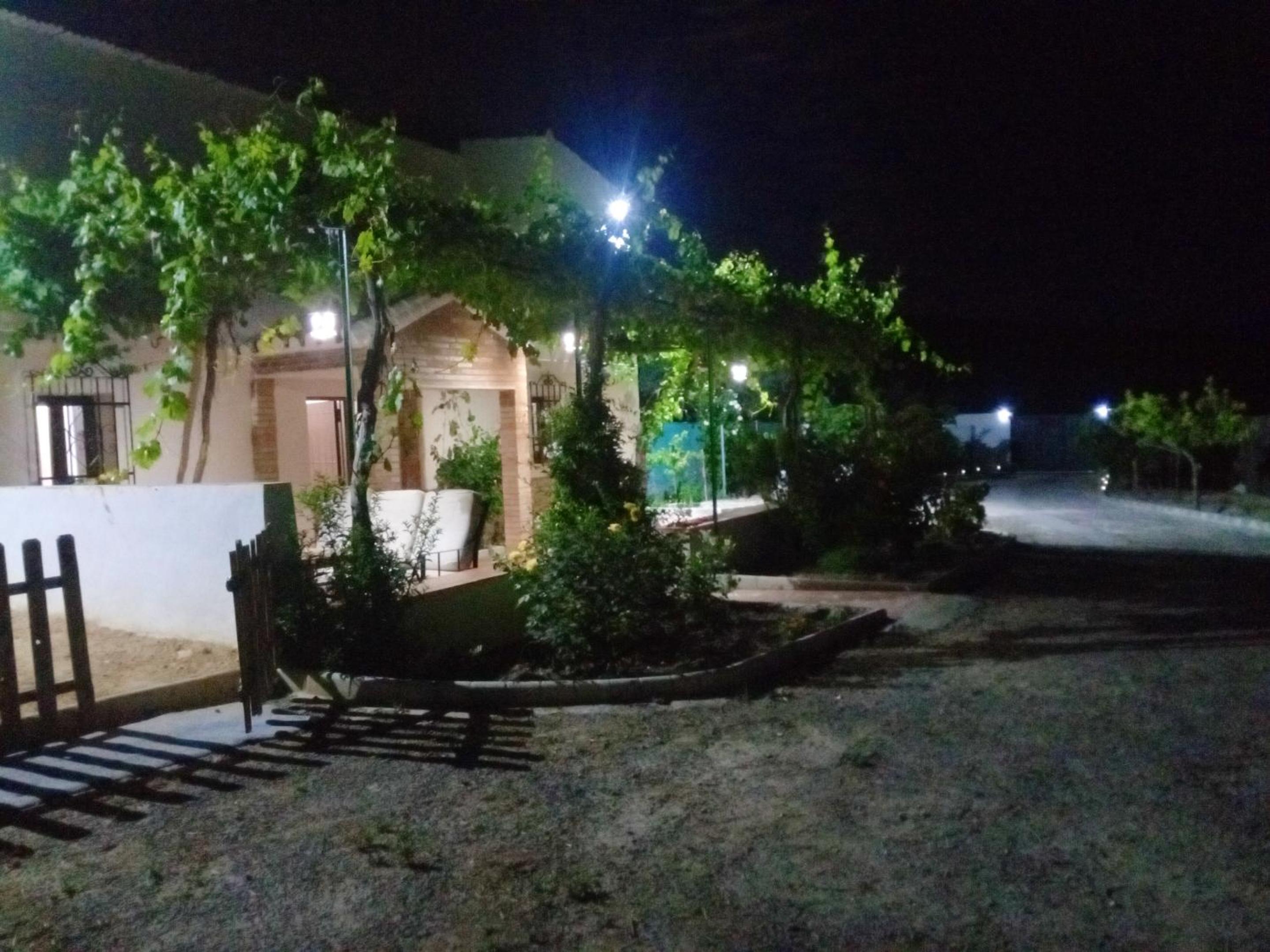 Charming House with Pool in Montilla