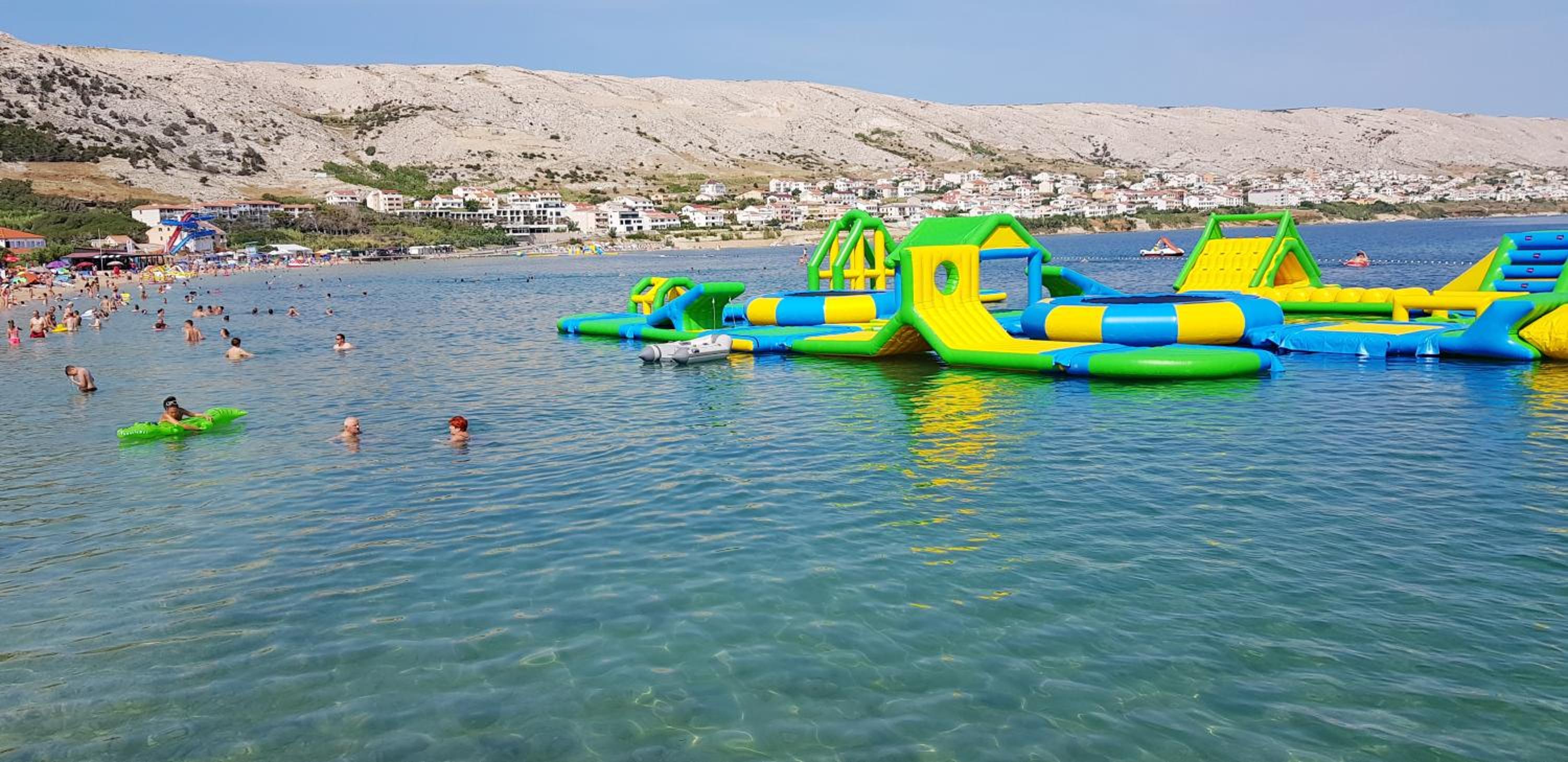 Charming Apartment in Pag with Sea View, 40 sqm