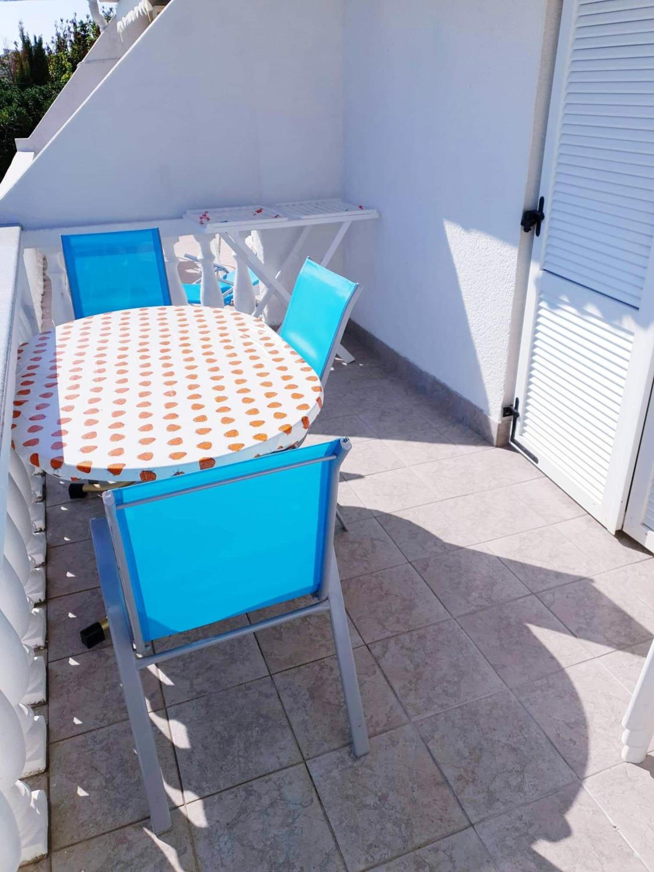 Charming Apartment in Pag with Sea View, 40 sqm