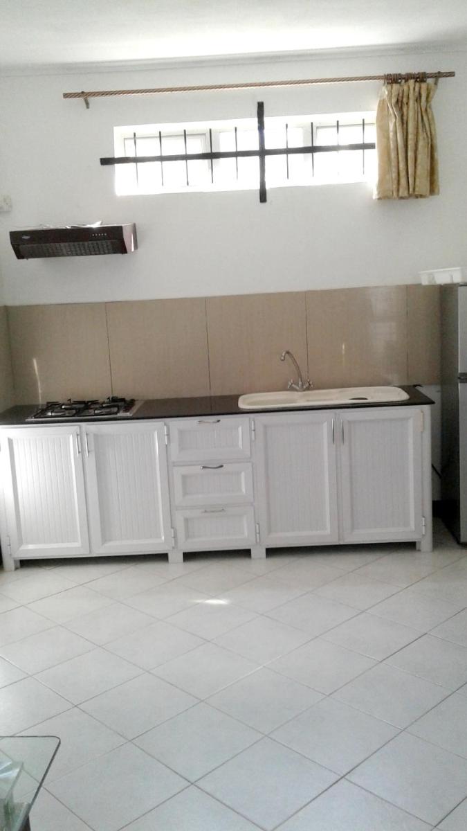 2 bedrooms house at Trou aux Biches Beach 300 m away from the beach with enclosed garden and wifi view 4