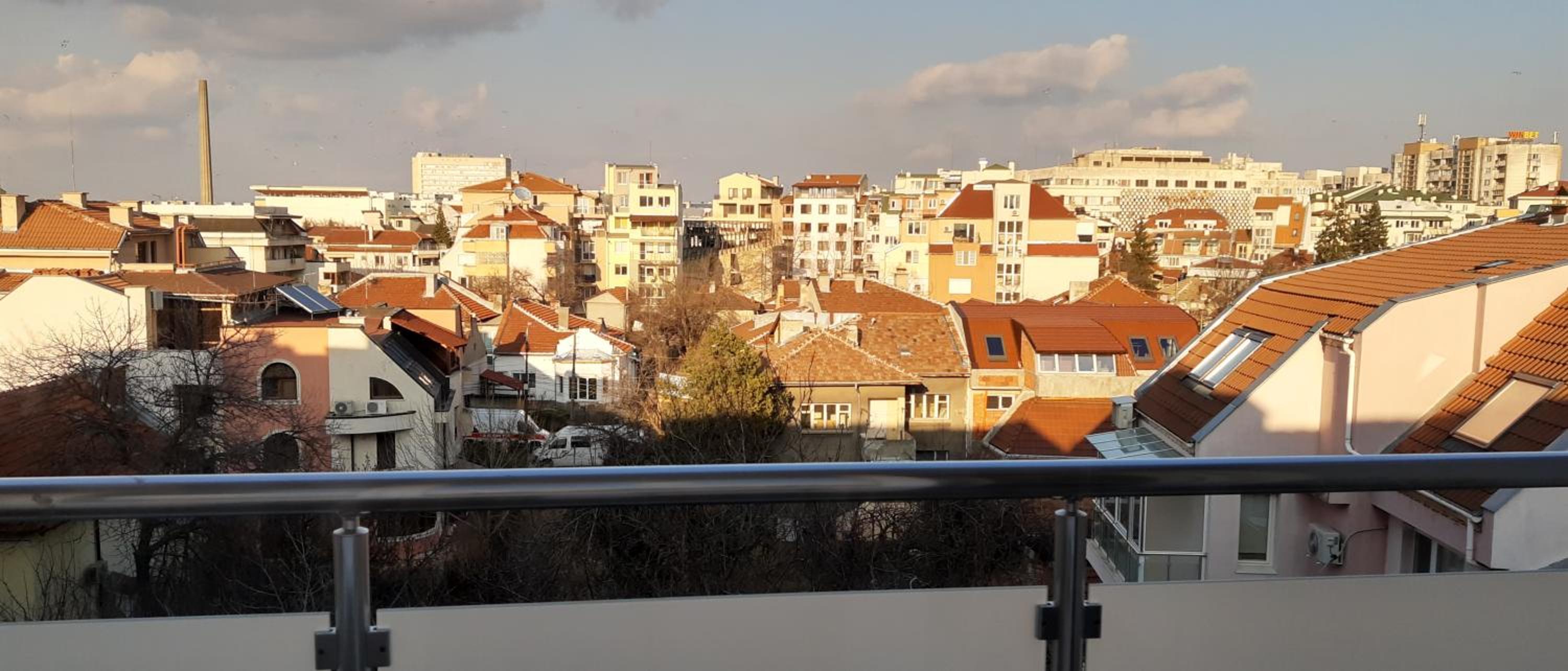 Photo 33