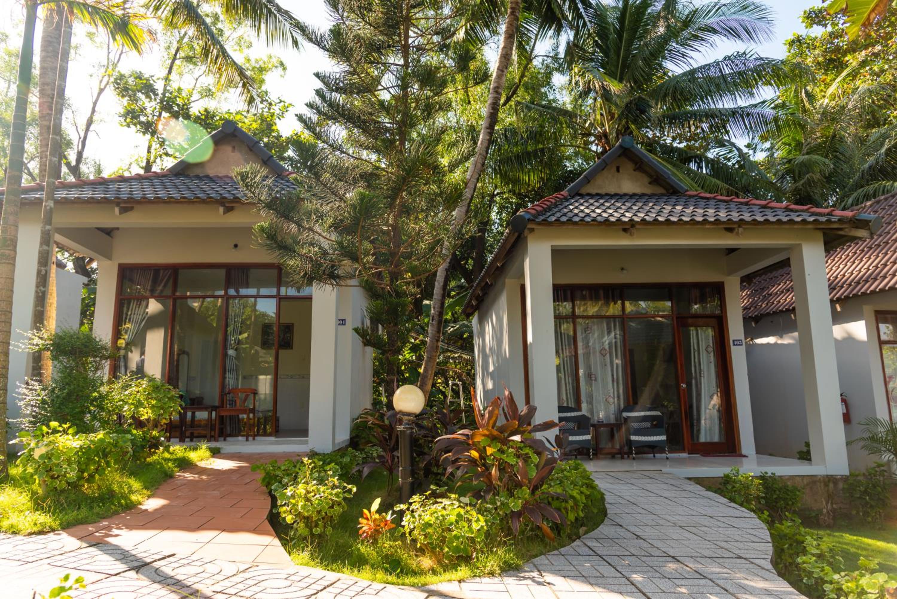 Nhat Lan Resort