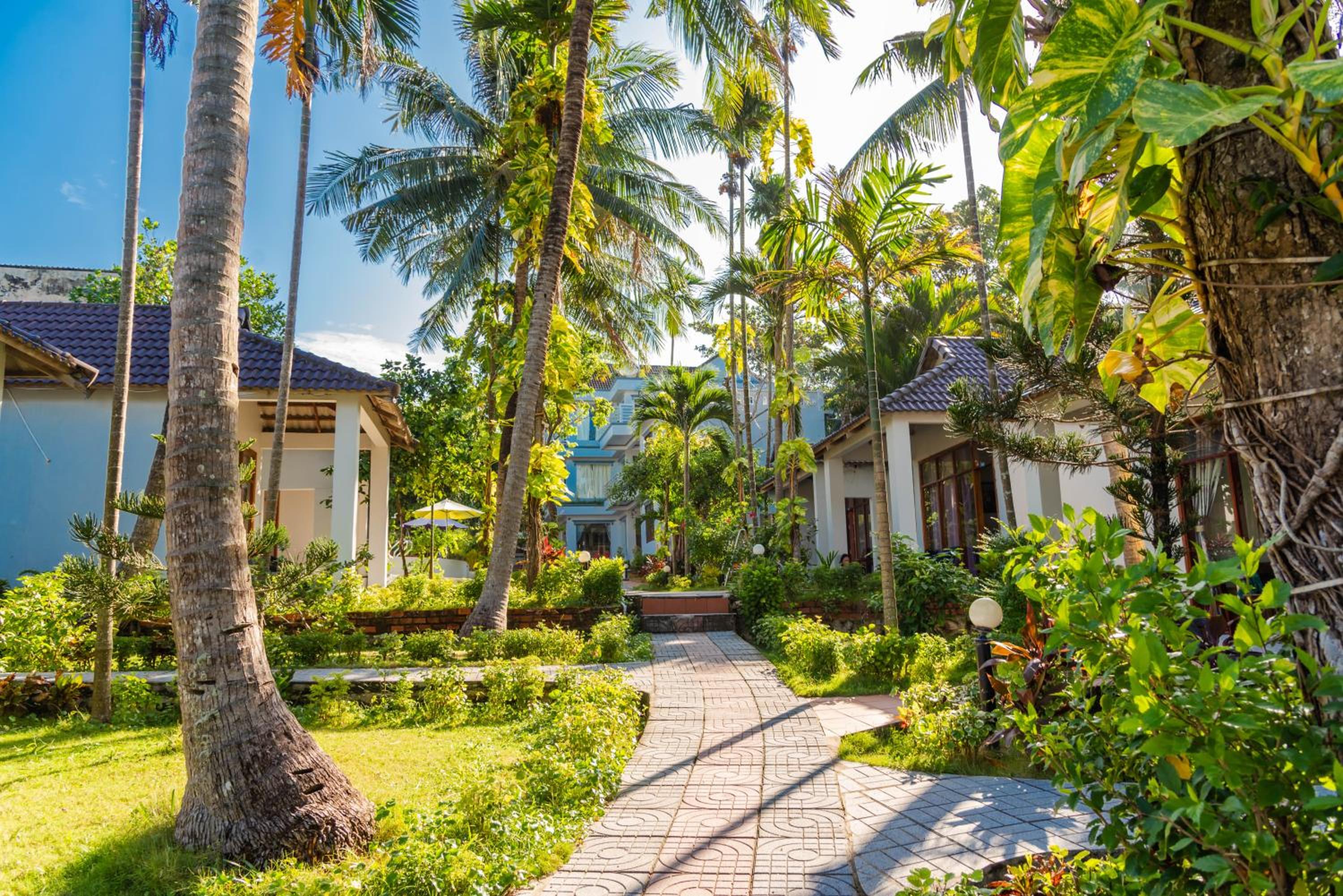 Nhat Lan Resort
