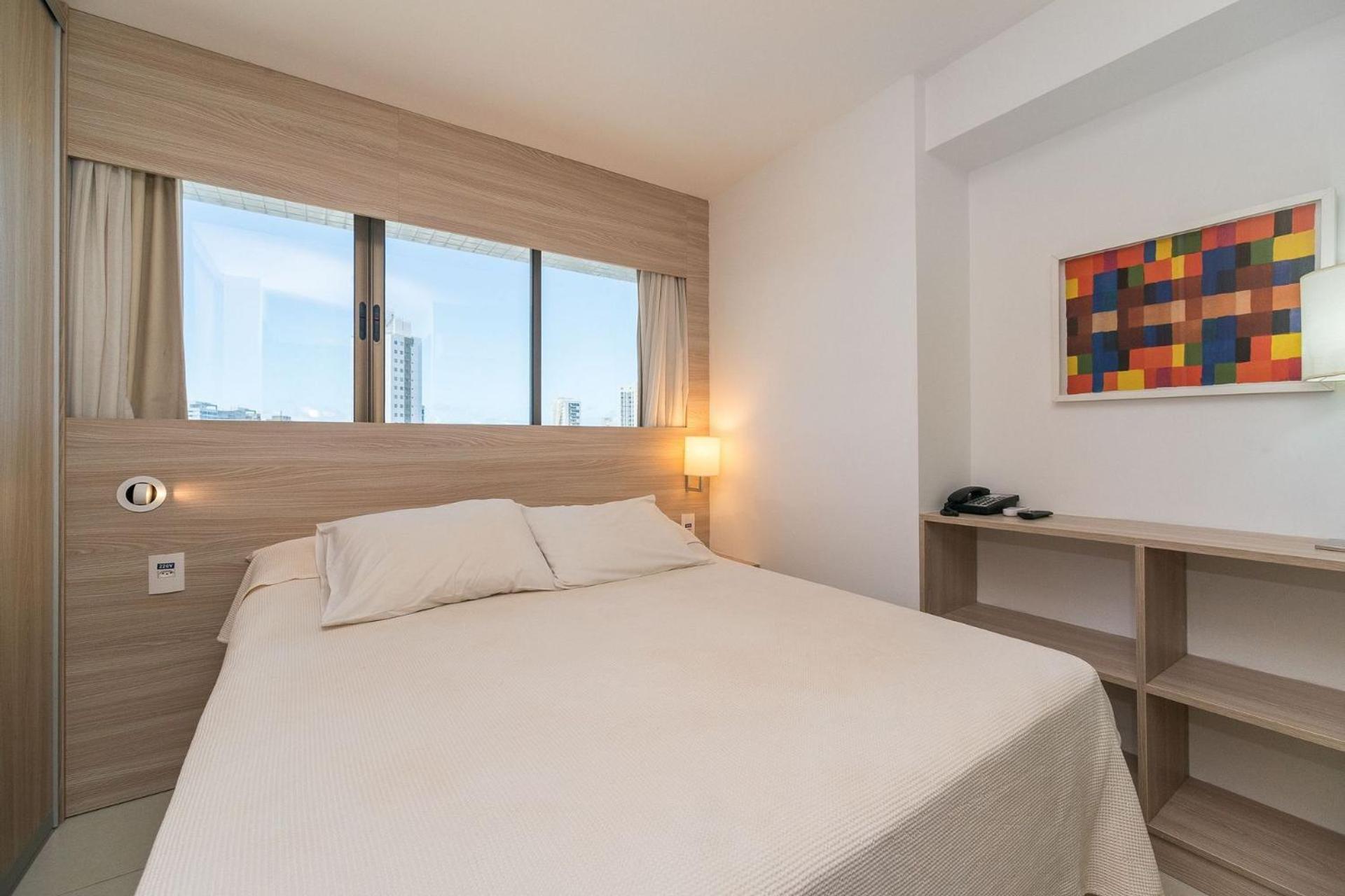 Excelente Flat em Boa Viagem 2 quartos Beach Class Ideal para Família ou Viagens de Negócio NOB2104