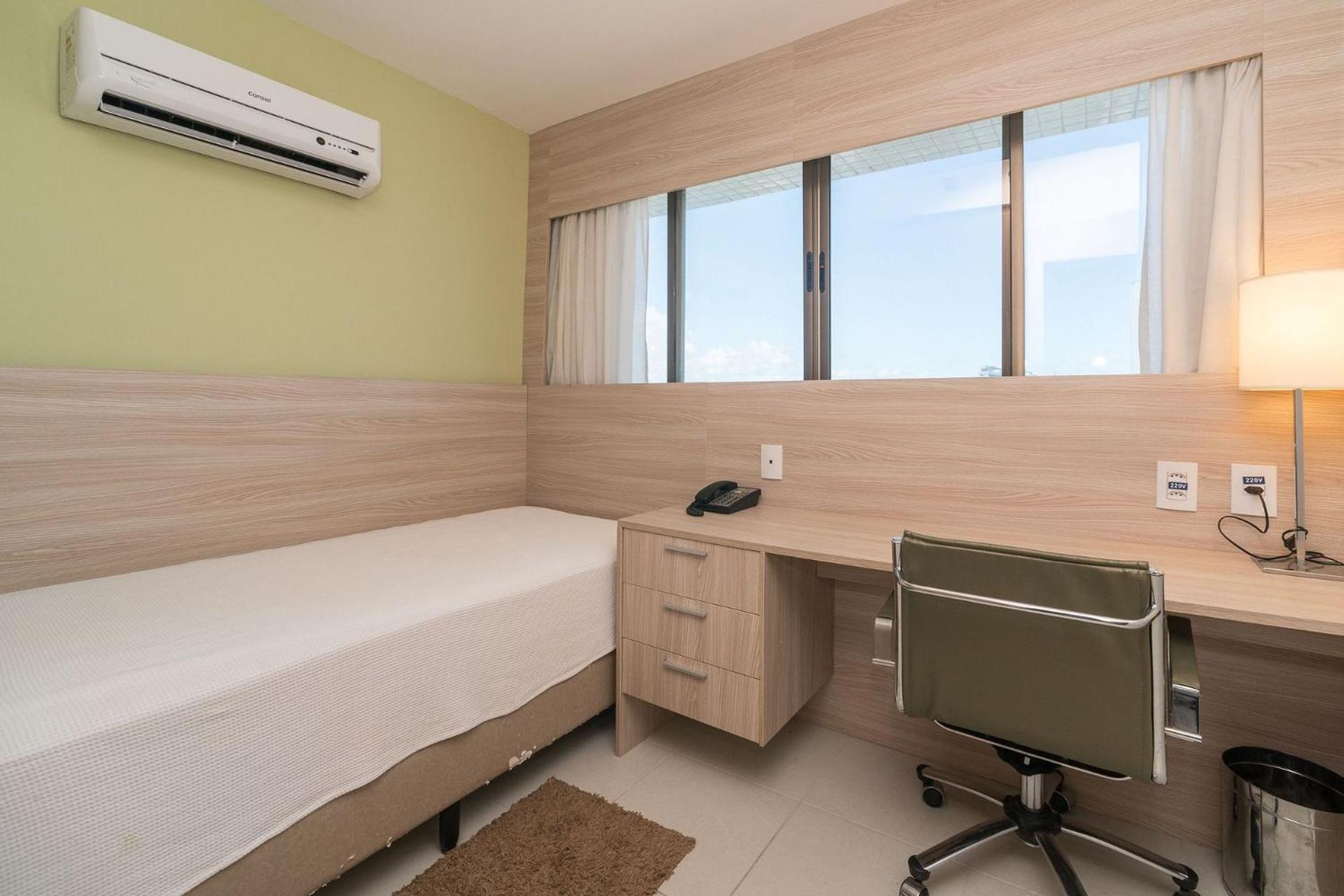 Excelente Flat em Boa Viagem 2 quartos Beach Class Ideal para Família ou Viagens de Negócio NOB2104