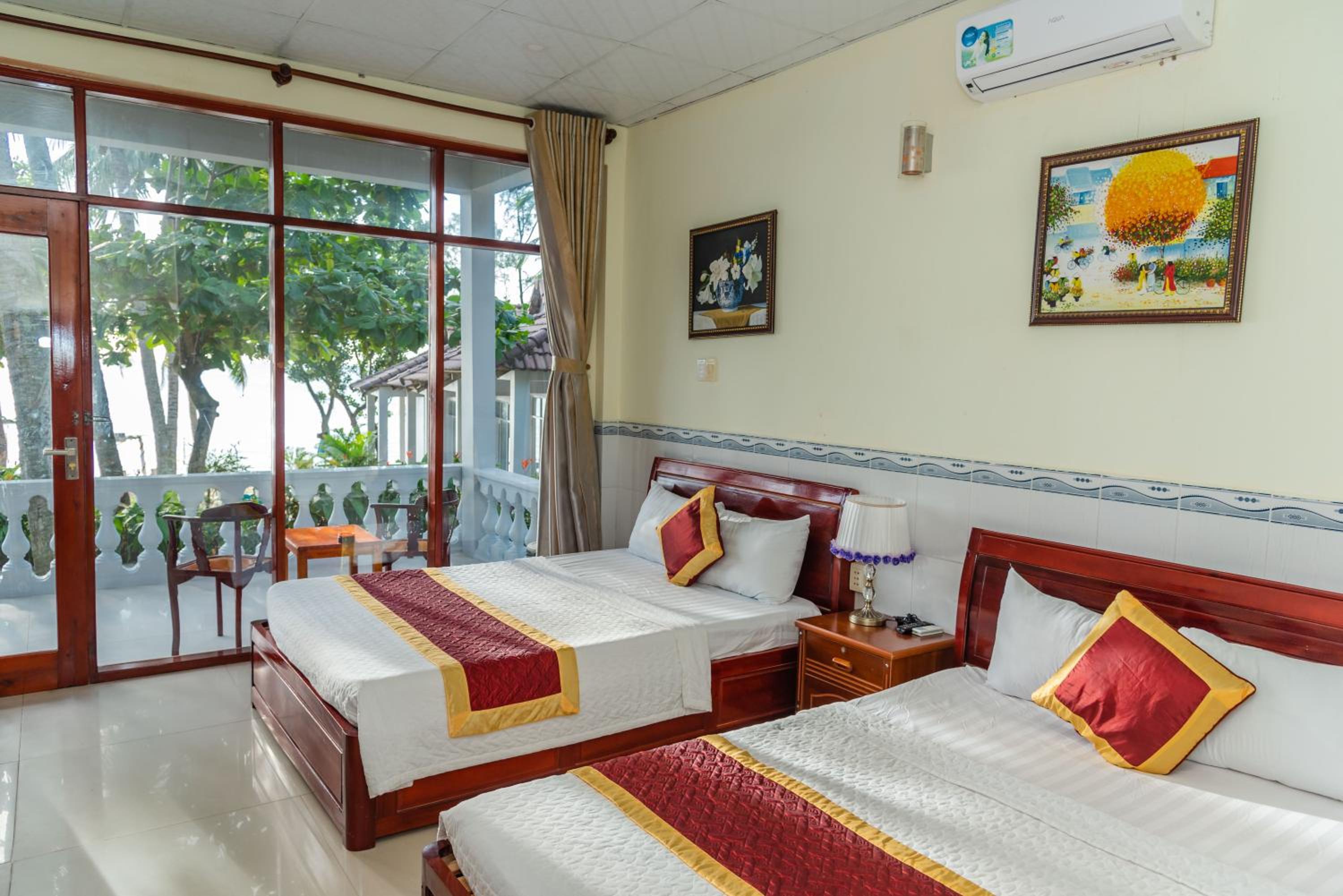 Nhat Lan Resort