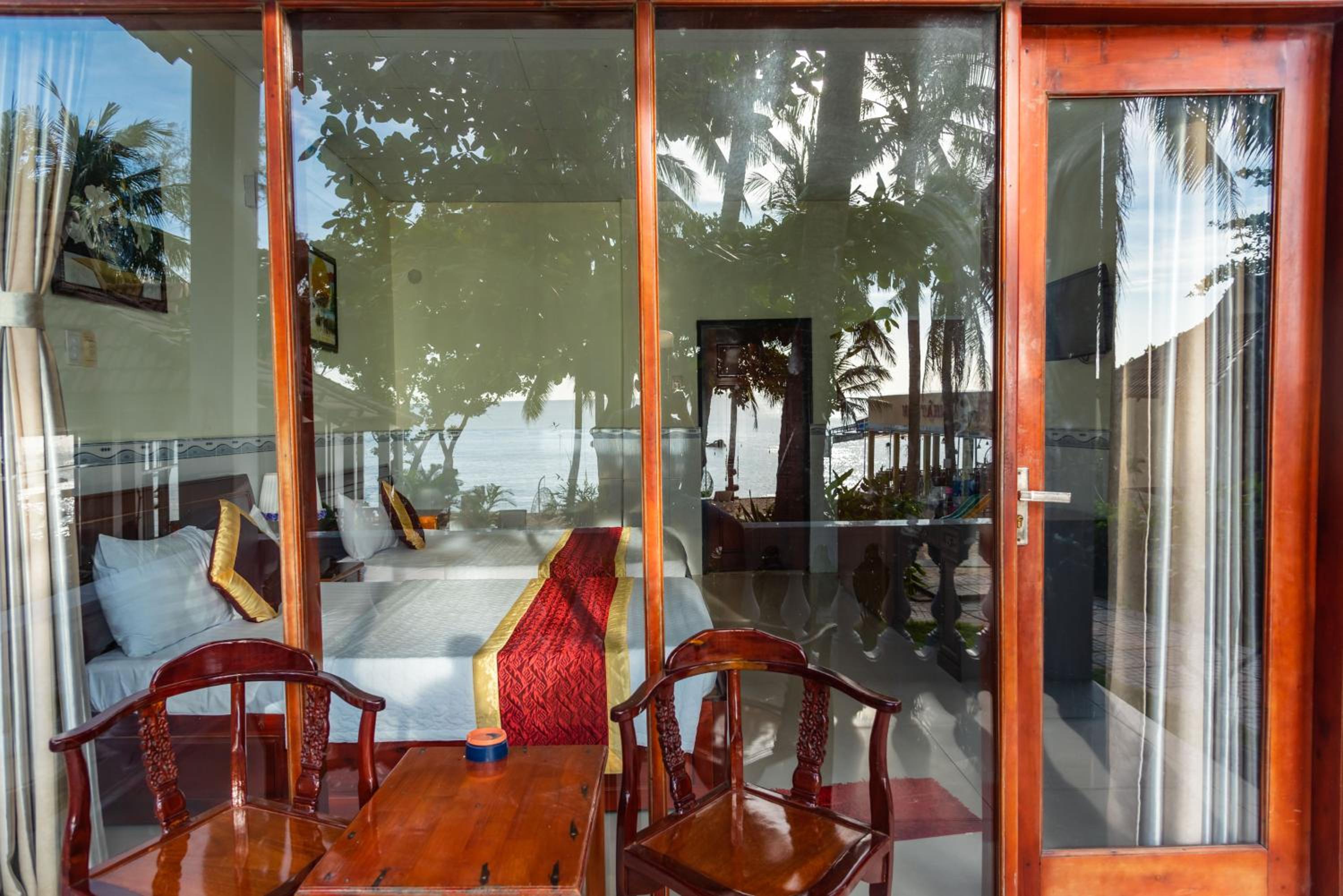 Nhat Lan Resort