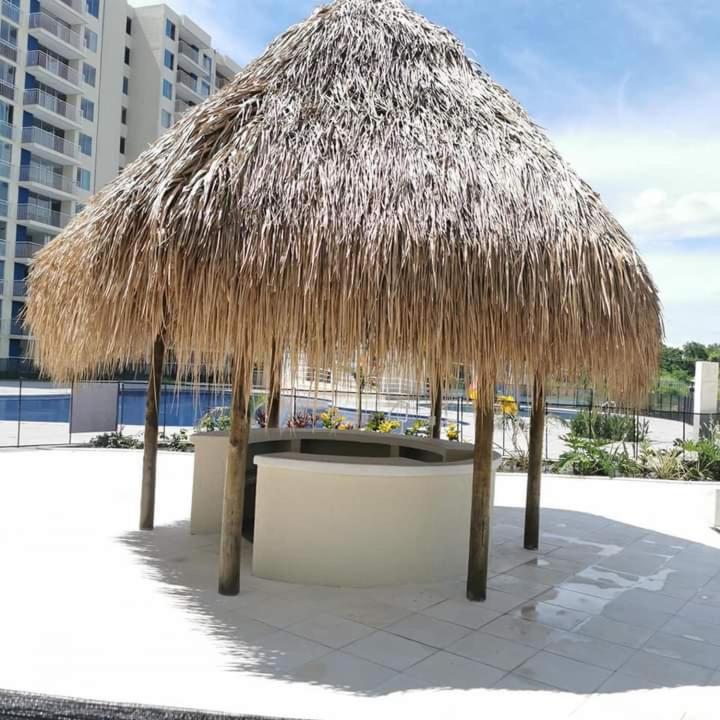 Apartamento nuevo - Amoblado en Puerto azul - Club House Piscina, Futbol, Jacuzzi, Voley playa