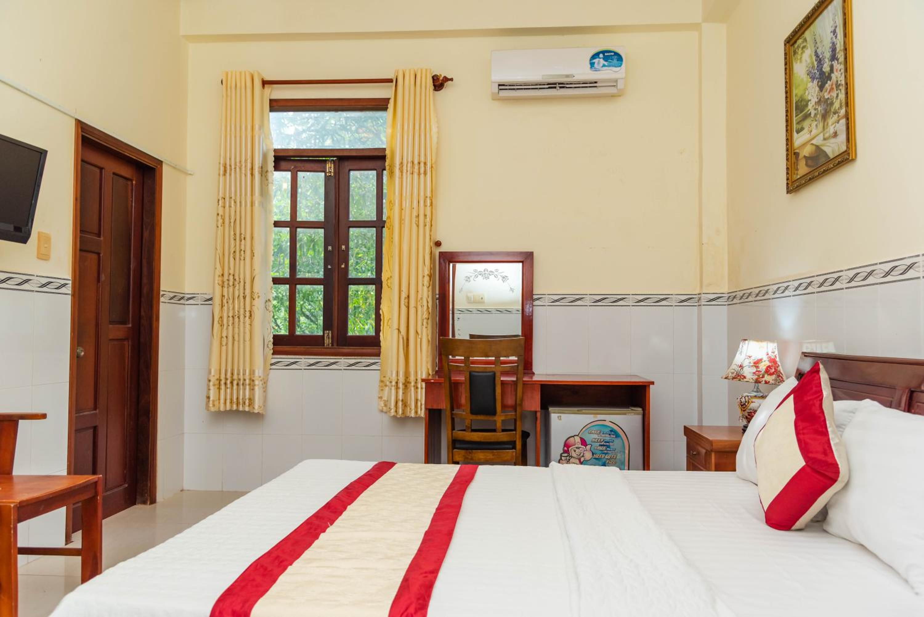Nhat Lan Resort