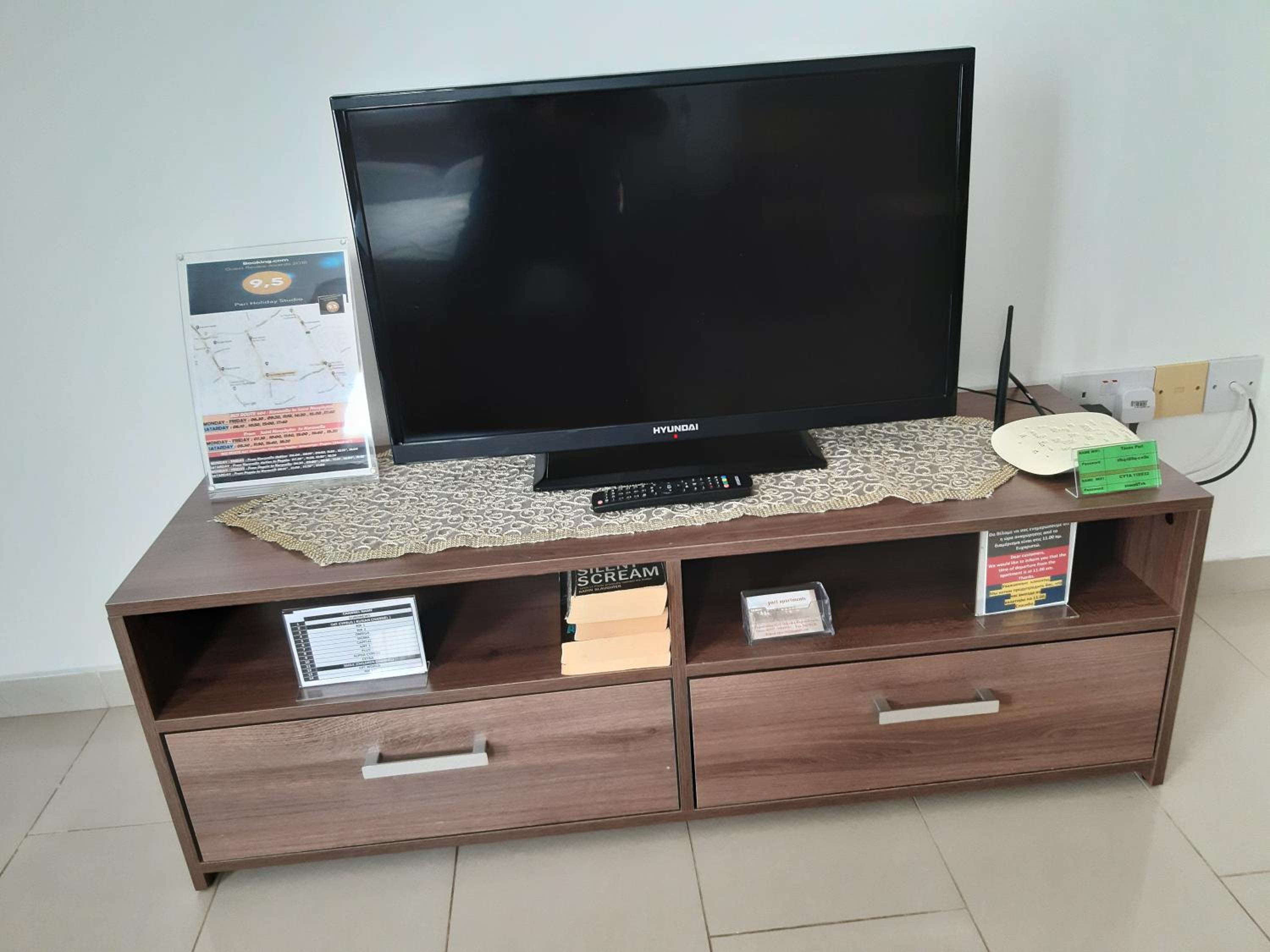 Pari's Holiday apartments-Paphos