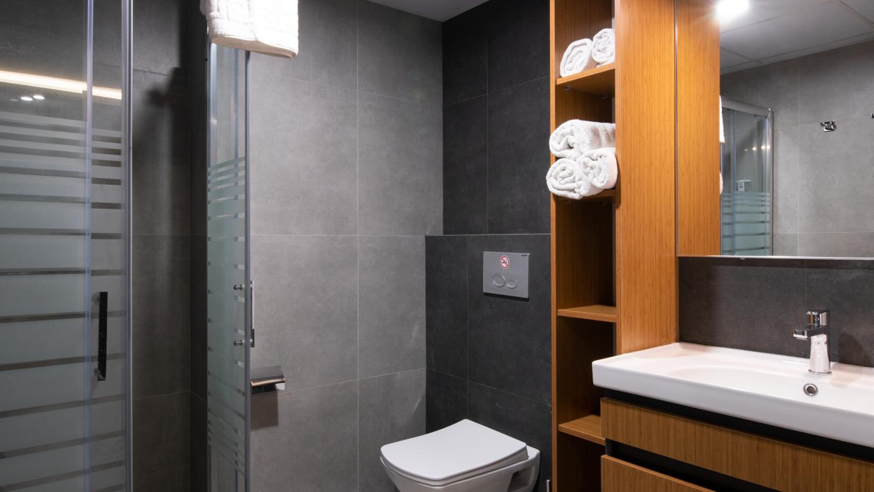 OPERA SUITES Apart Hotel - Image 54