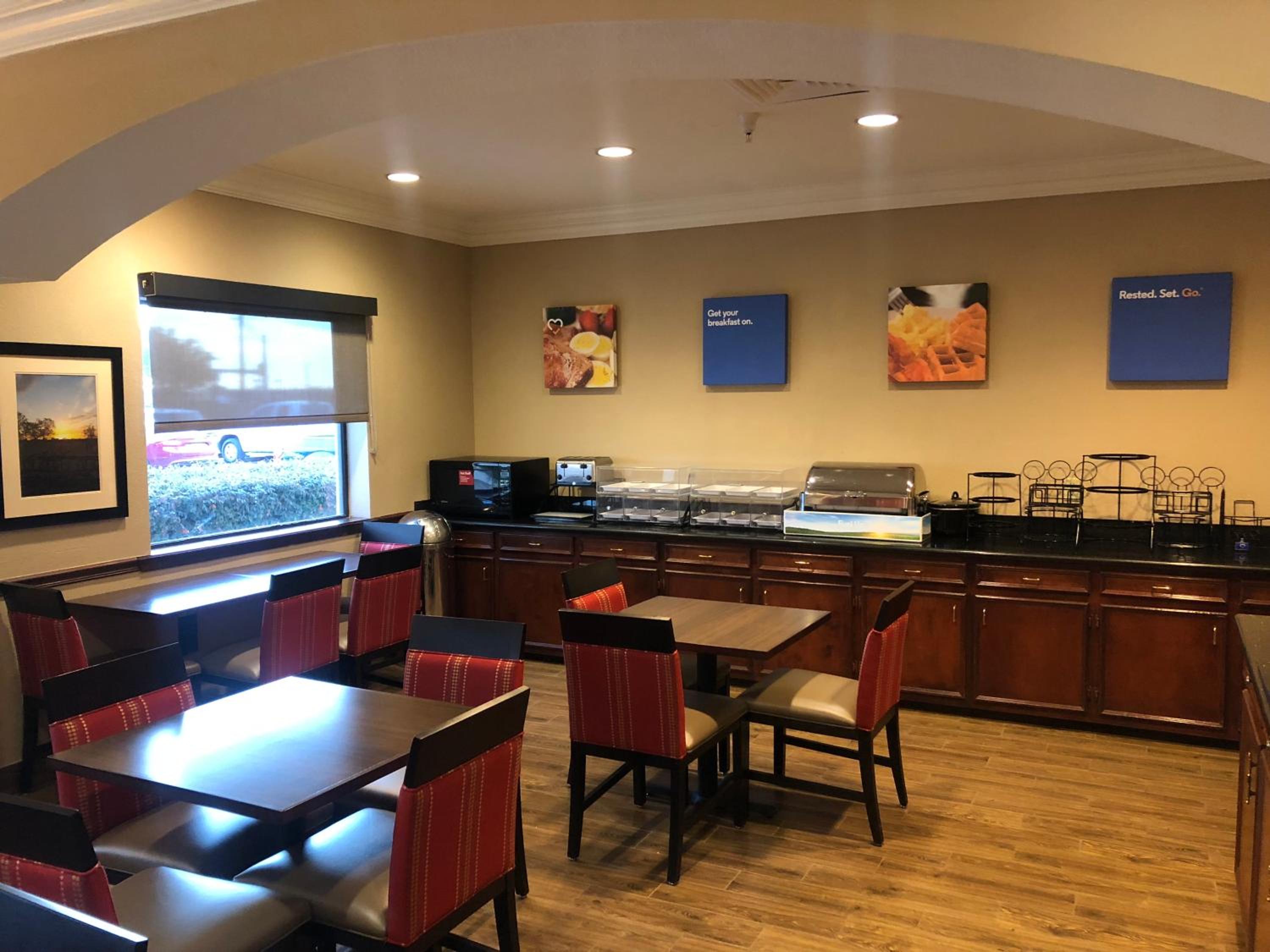 Comfort Inn Early Brownwood view 5