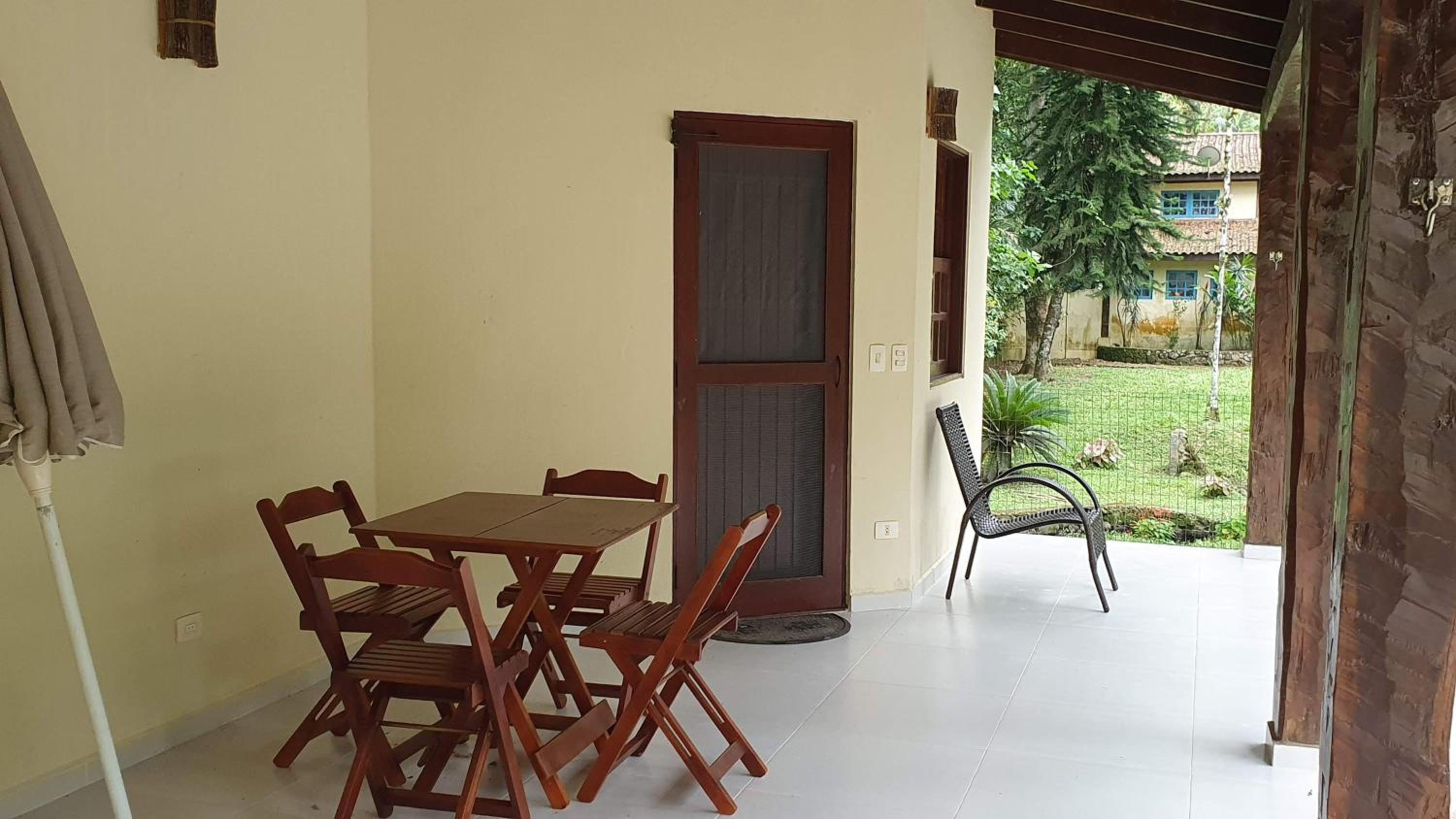 Casa da Josie em Maresias com piscina no pé da Mata Atlântica - 4 quartos
