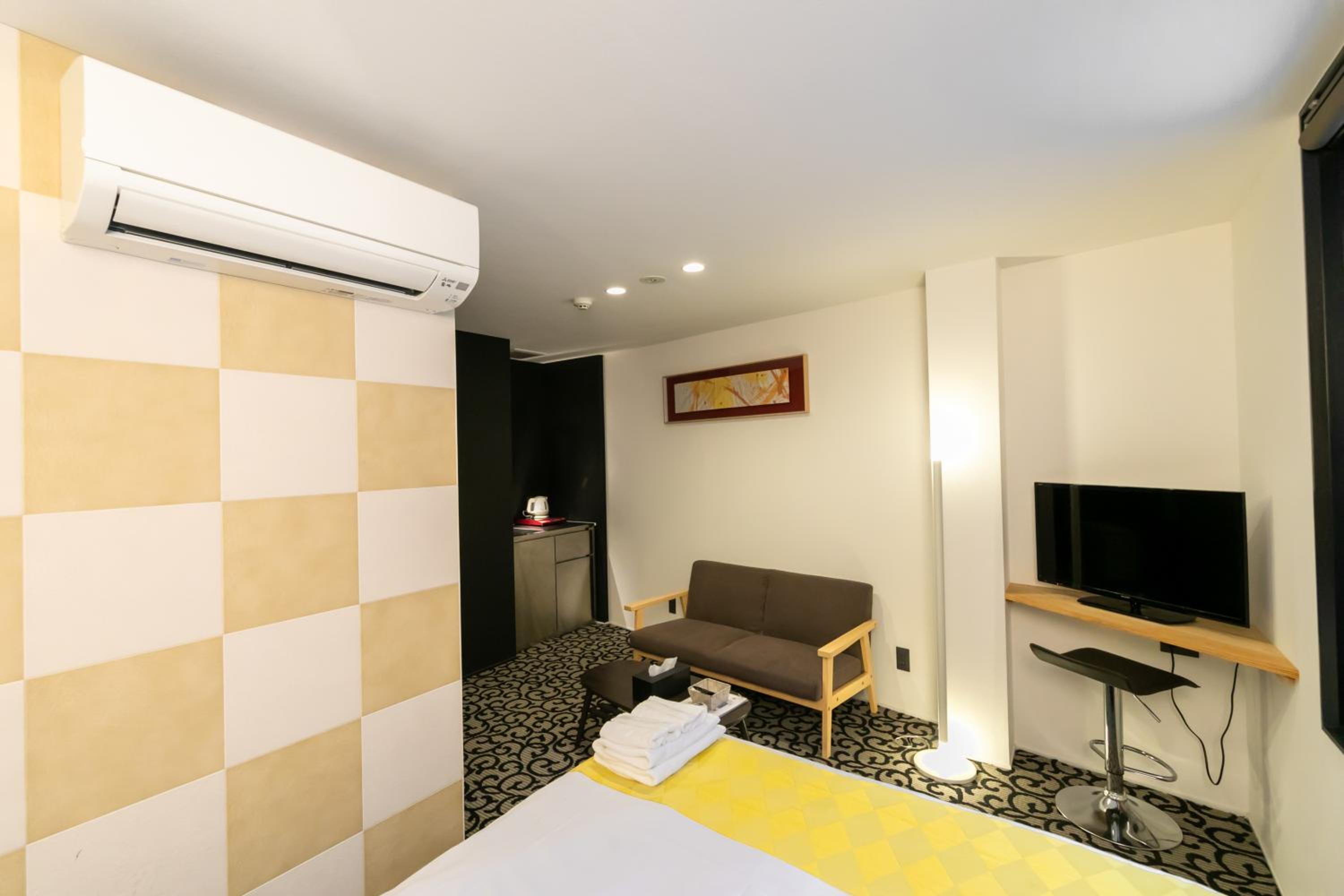 hotel room