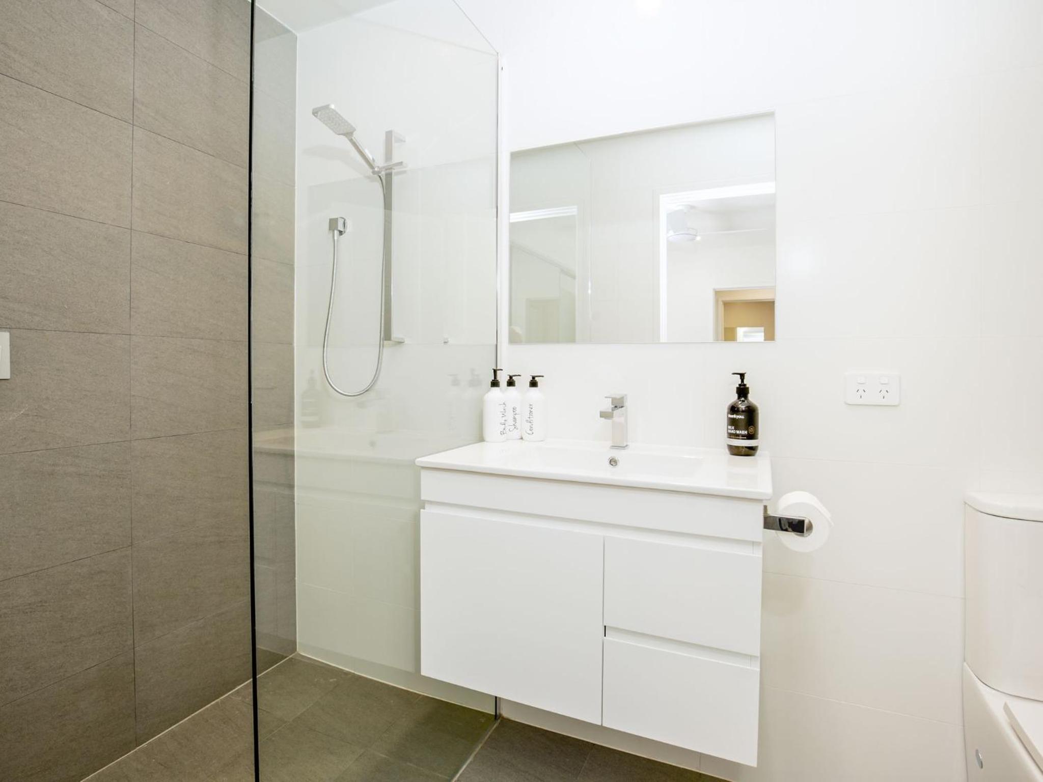 Husky Sands I Pet Friendly I 5 Mins Walk to Beach