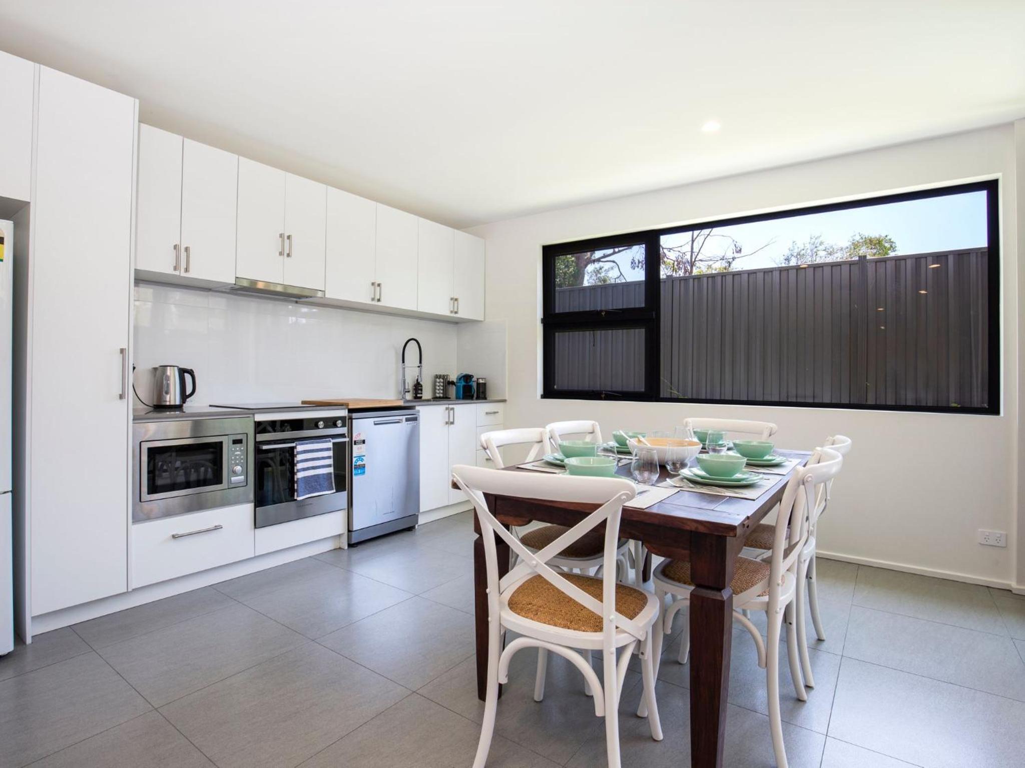 Husky Sands I Pet Friendly I 5 Mins Walk to Beach