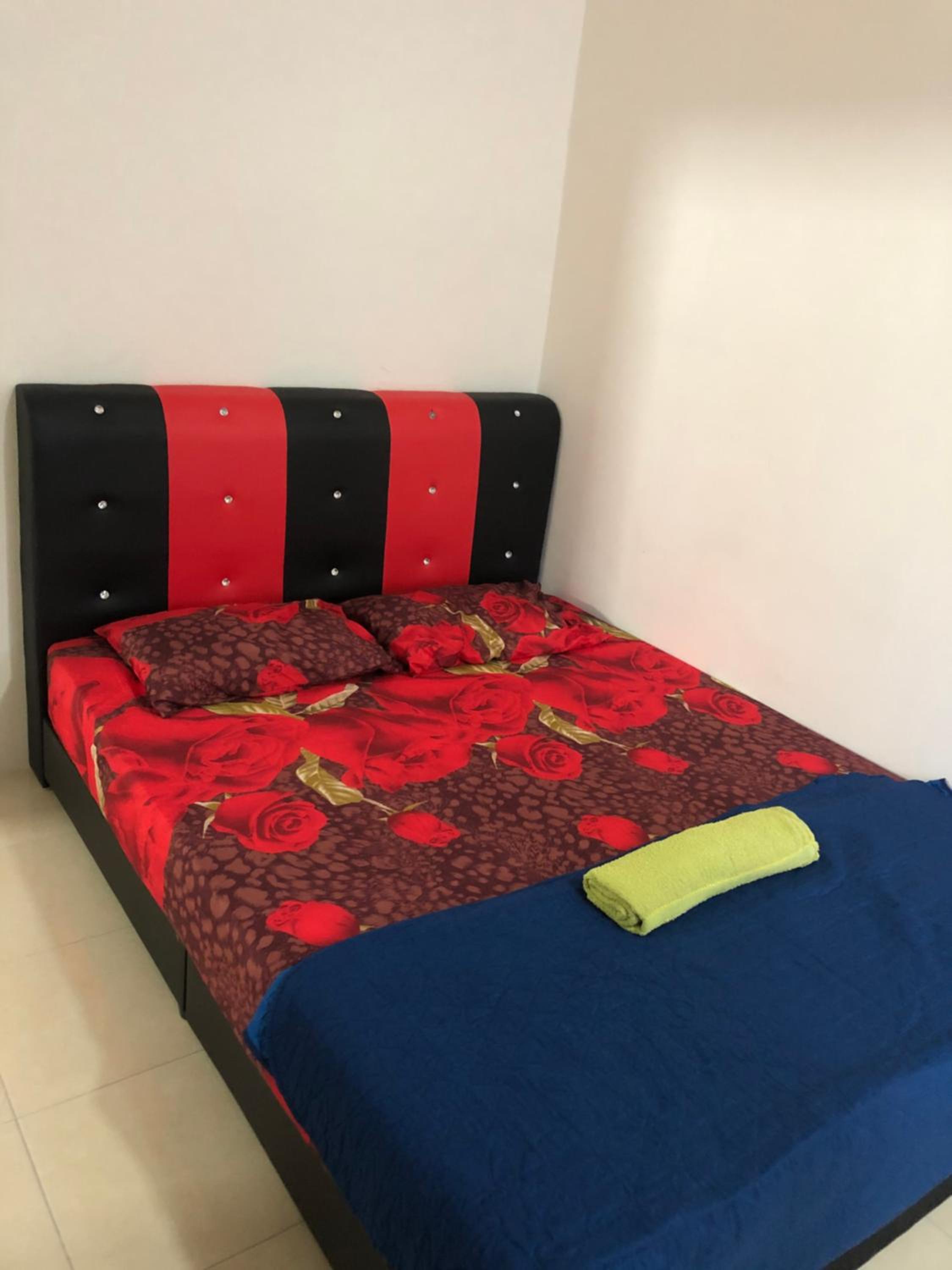 Hasnifana Homestay Seri Iskandar photo 8