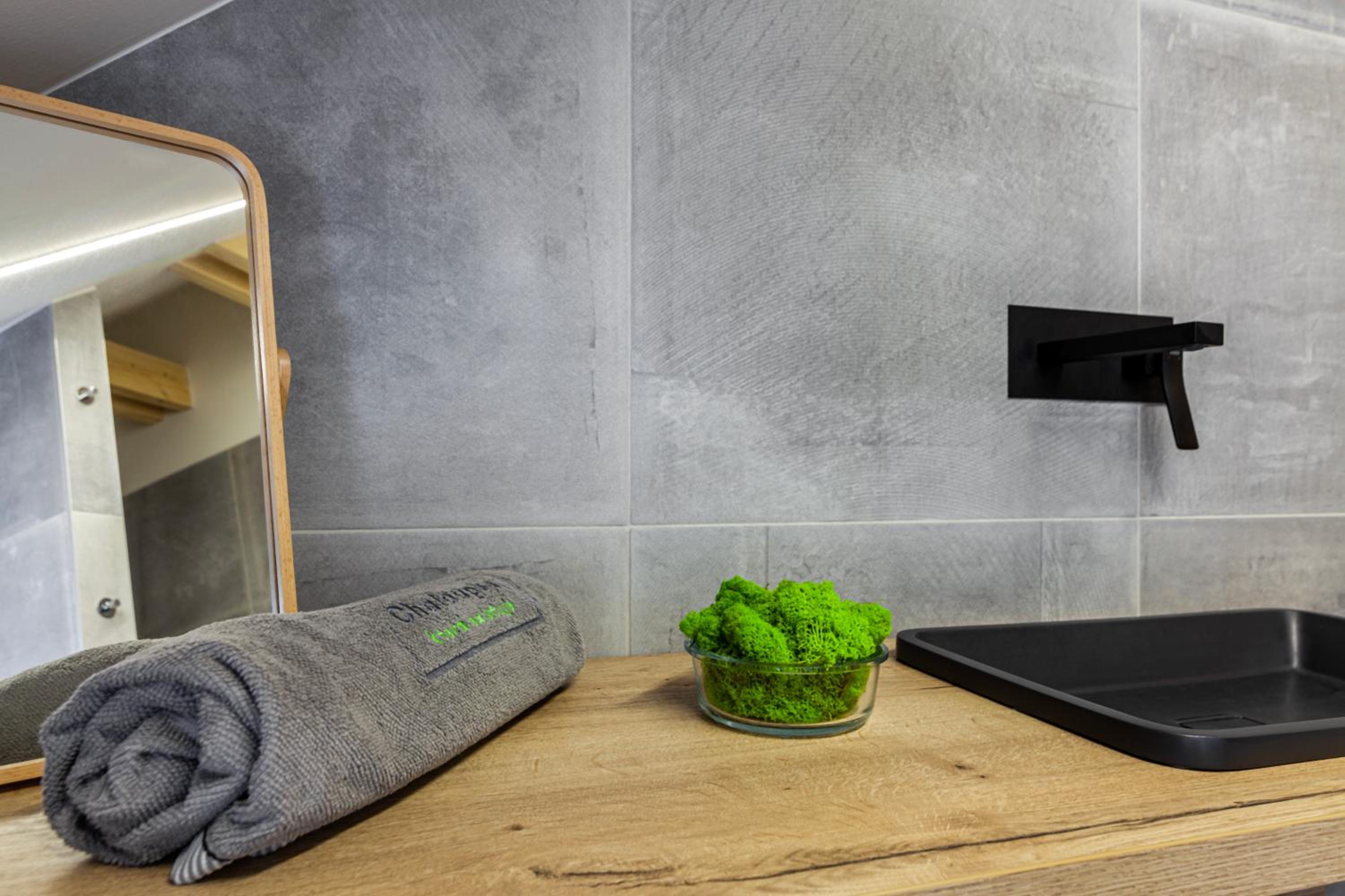 Photo 24