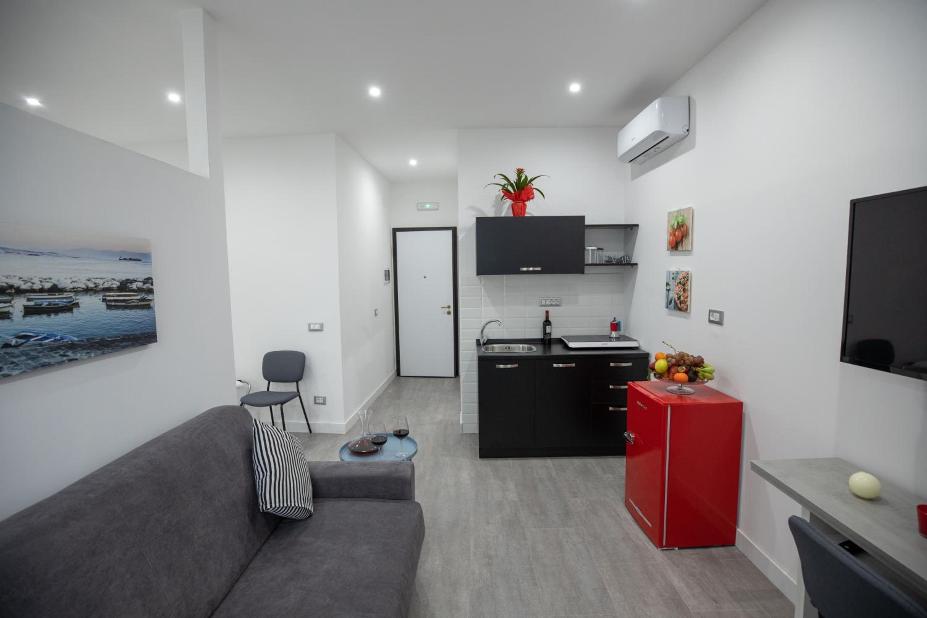 Napolidays Toledo Apartment By Dimorra