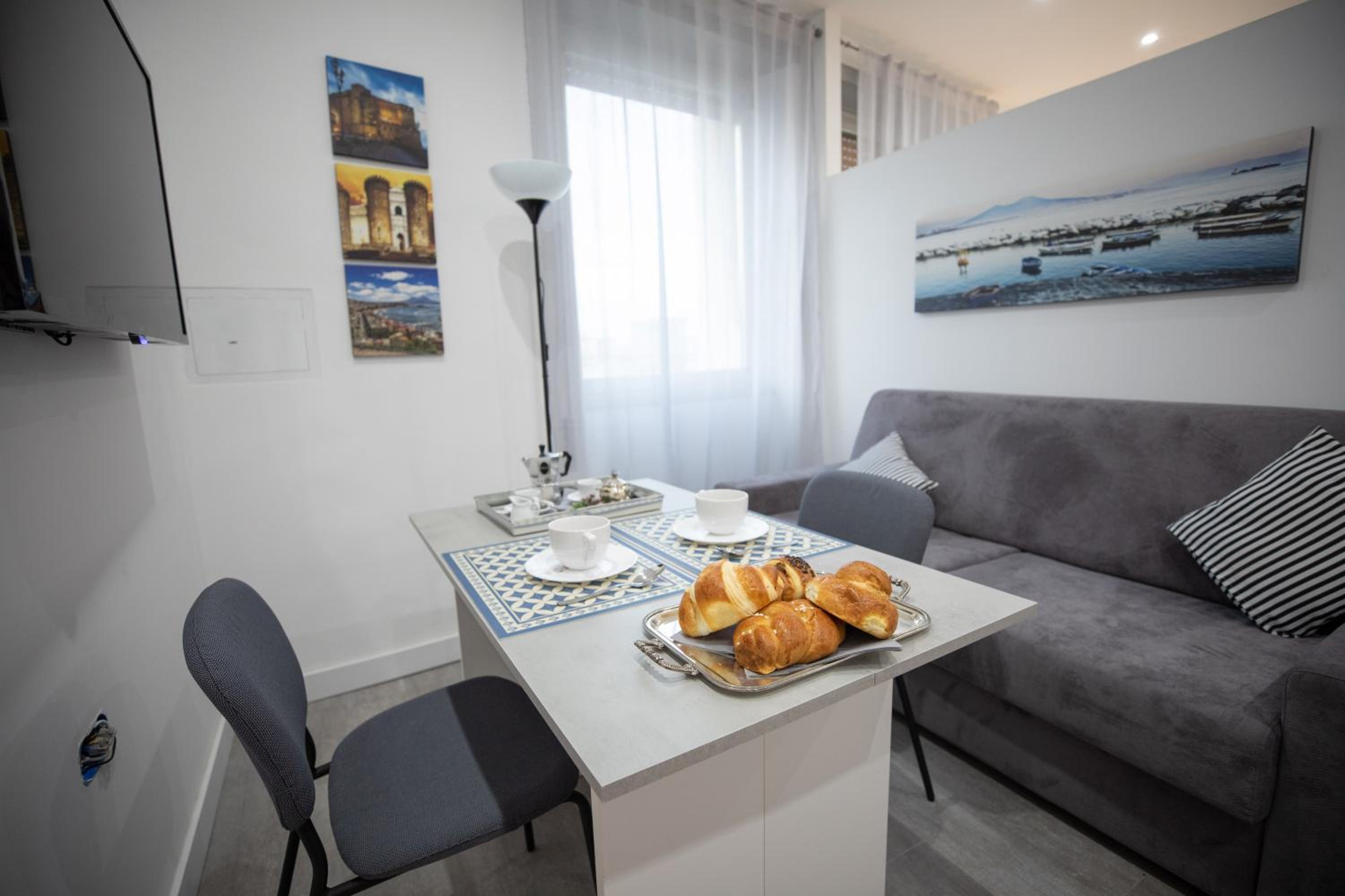 Napolidays Toledo Apartment By Dimorra