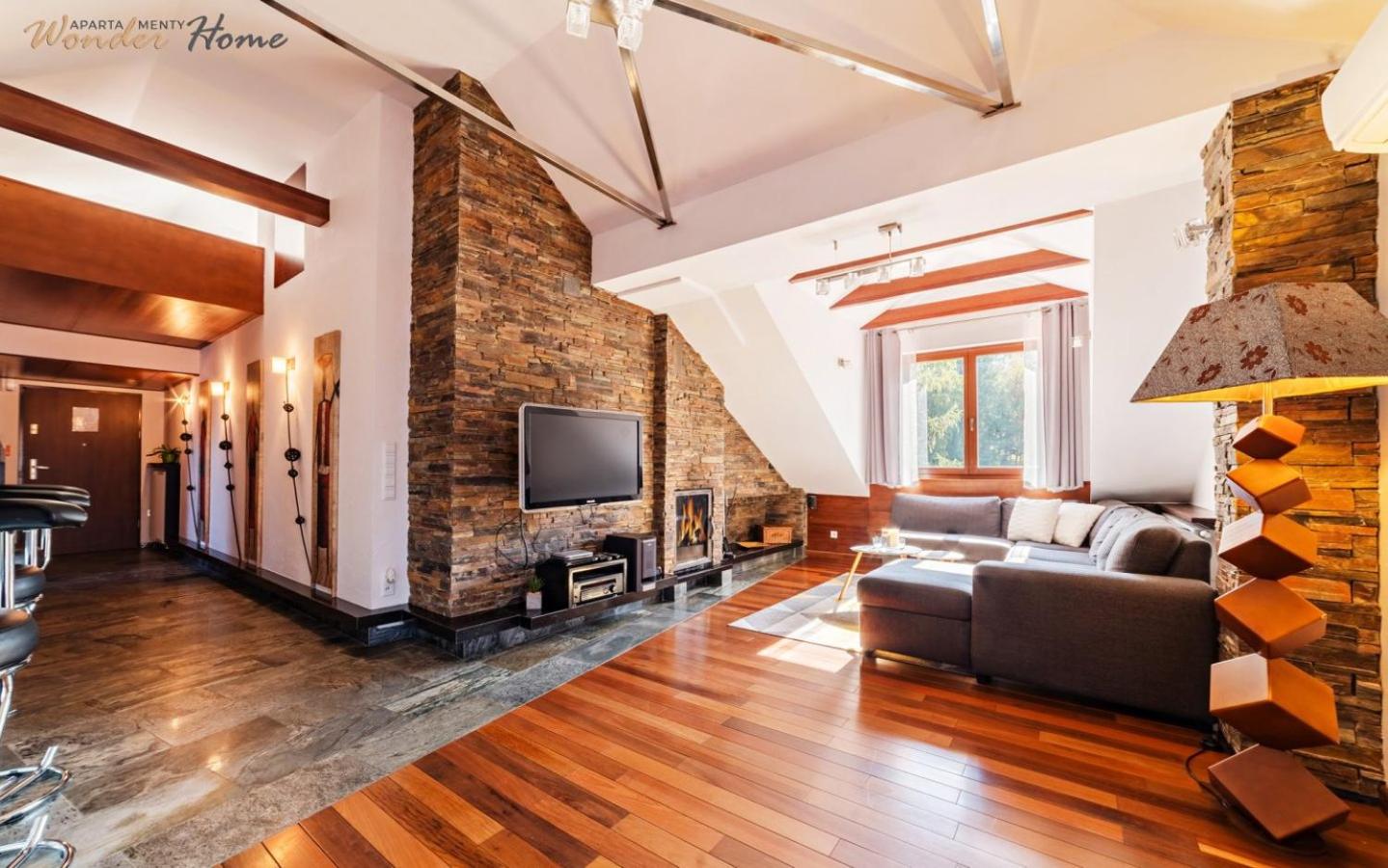 Wonder Home - Apartament Cud Malina z kominkiem, klimatyzacją i widokiem na Karkonosze, blisko centrum, stoku, restauracji, aquaparku