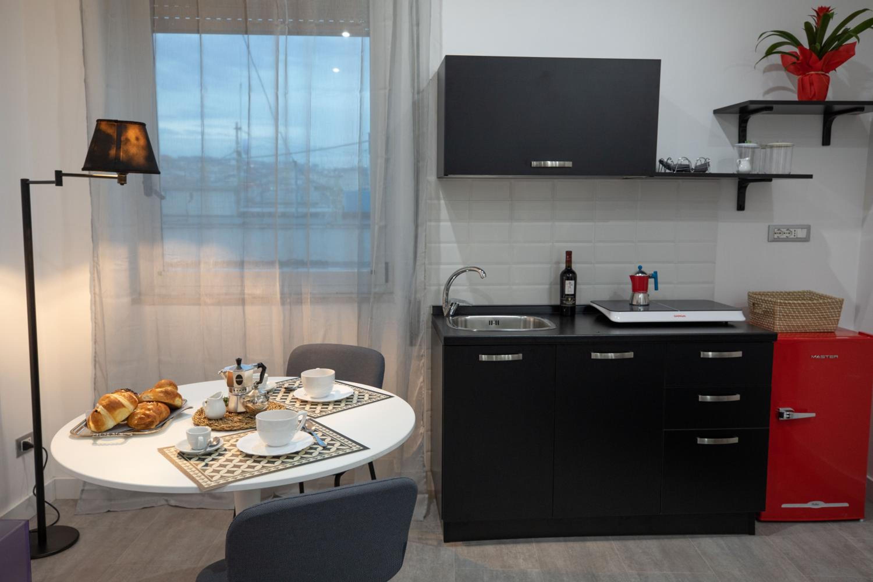 Napolidays Toledo Apartment By Dimorra