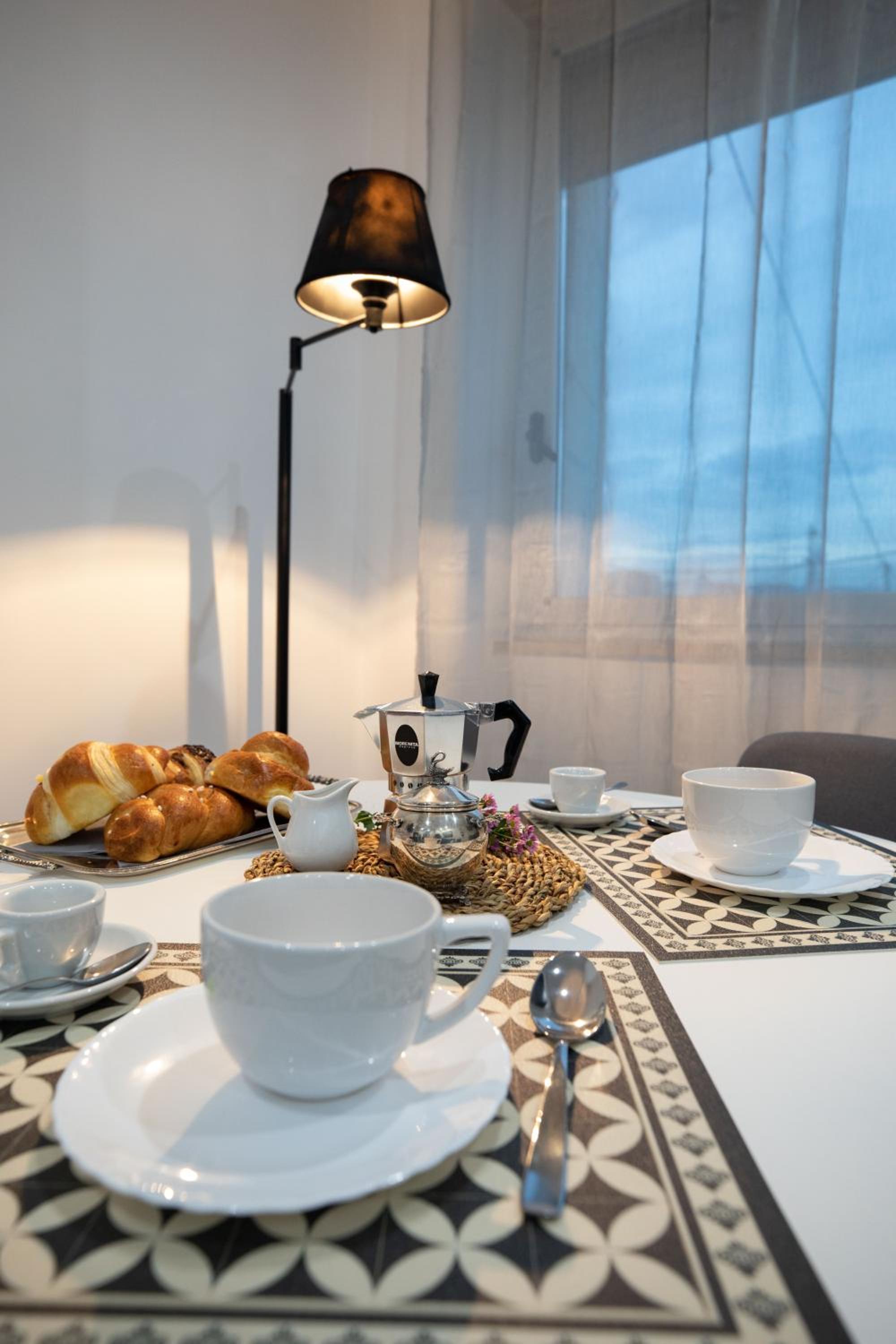 Napolidays Toledo Apartment By Dimorra