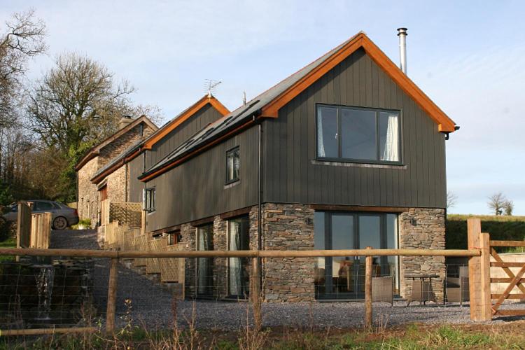 Creber Cottage view 4