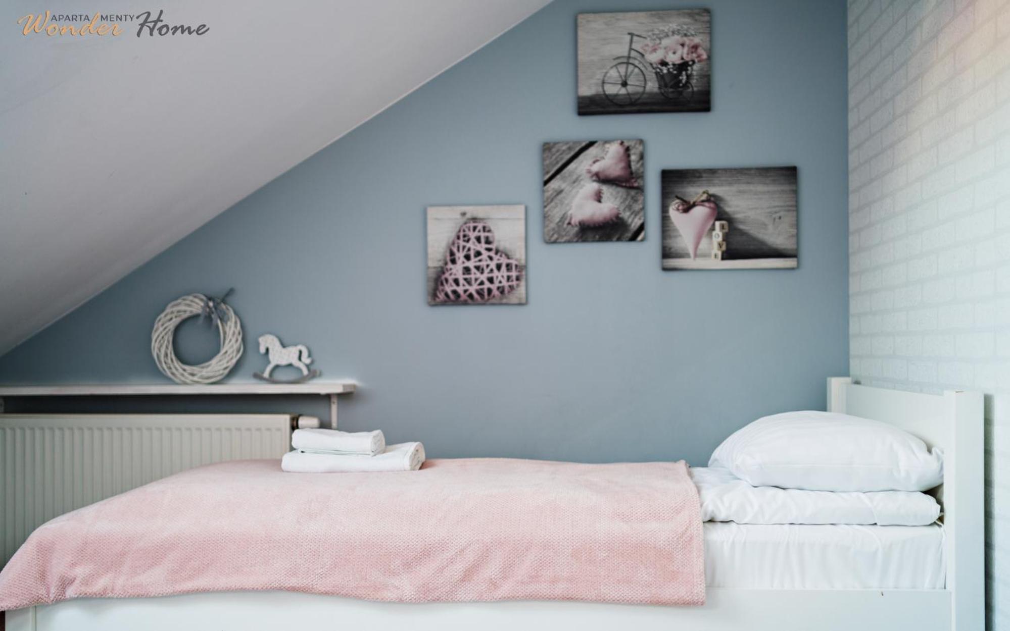 Wonder Home - Apartament Cud Malina z kominkiem, klimatyzacją i widokiem na Karkonosze, blisko centrum, stoku, restauracji, aquaparku