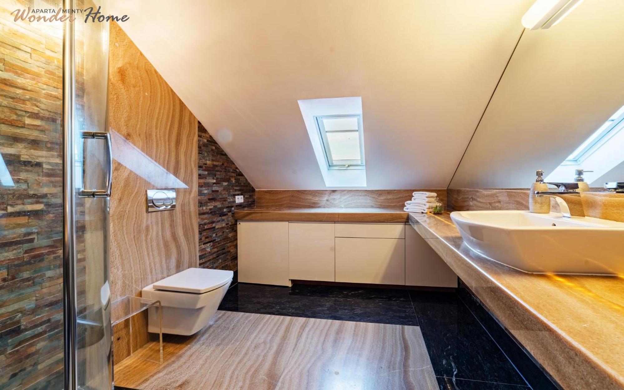 Wonder Home - Apartament Cud Malina z kominkiem, klimatyzacją i widokiem na Karkonosze, blisko centrum, stoku, restauracji, aquaparku