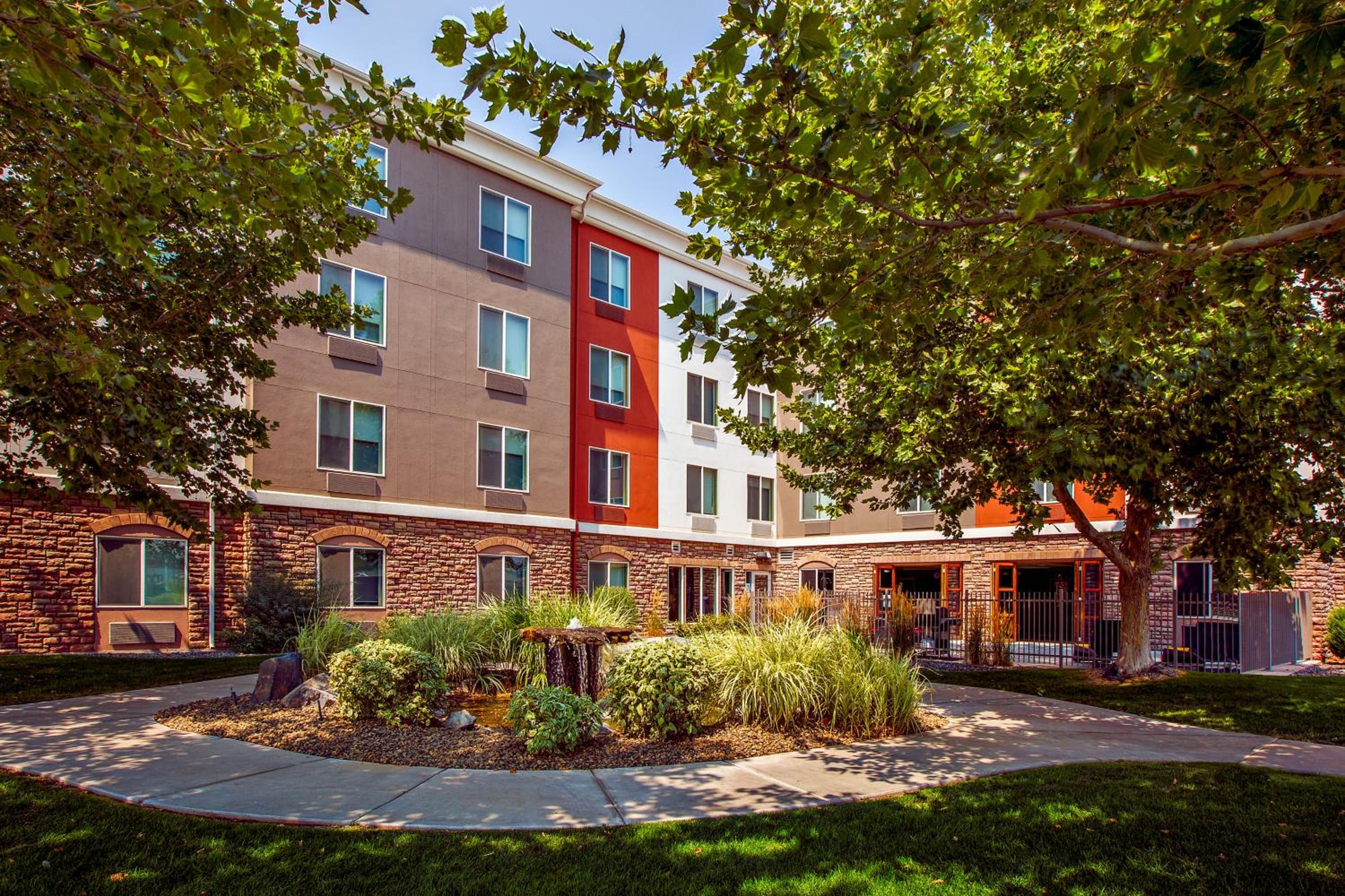 Ontario Vacations - Holiday Inn Express Hotel  Suites Ontario, an IHG Hotel - Property Image 6