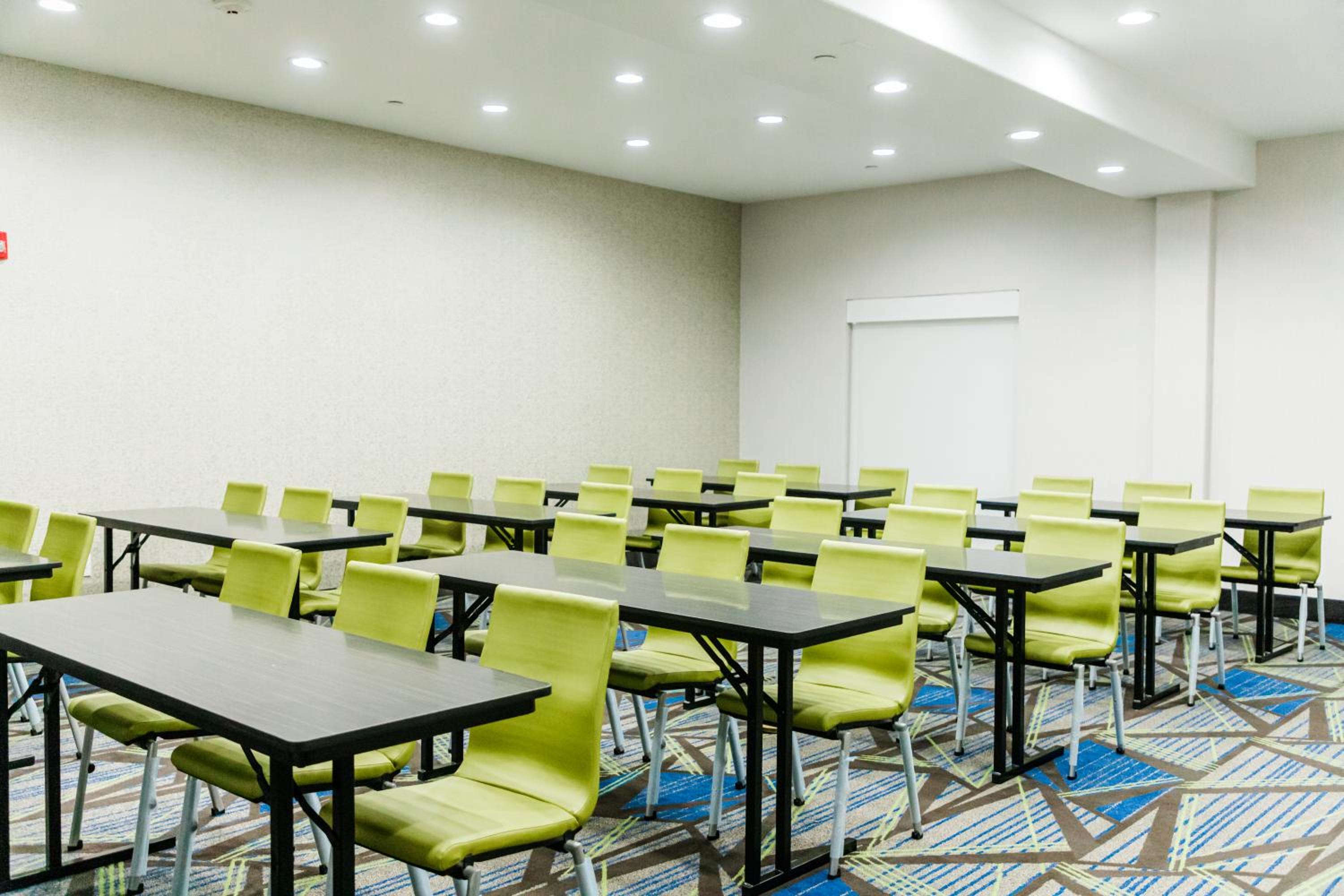 Greenville Vacations - Holiday Inn Express Hotel  Suites Greenville, an IHG Hotel - Property Image 2