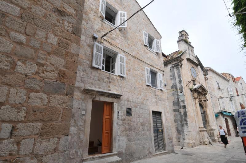 Apartments Espana 1 — Dubrovnik