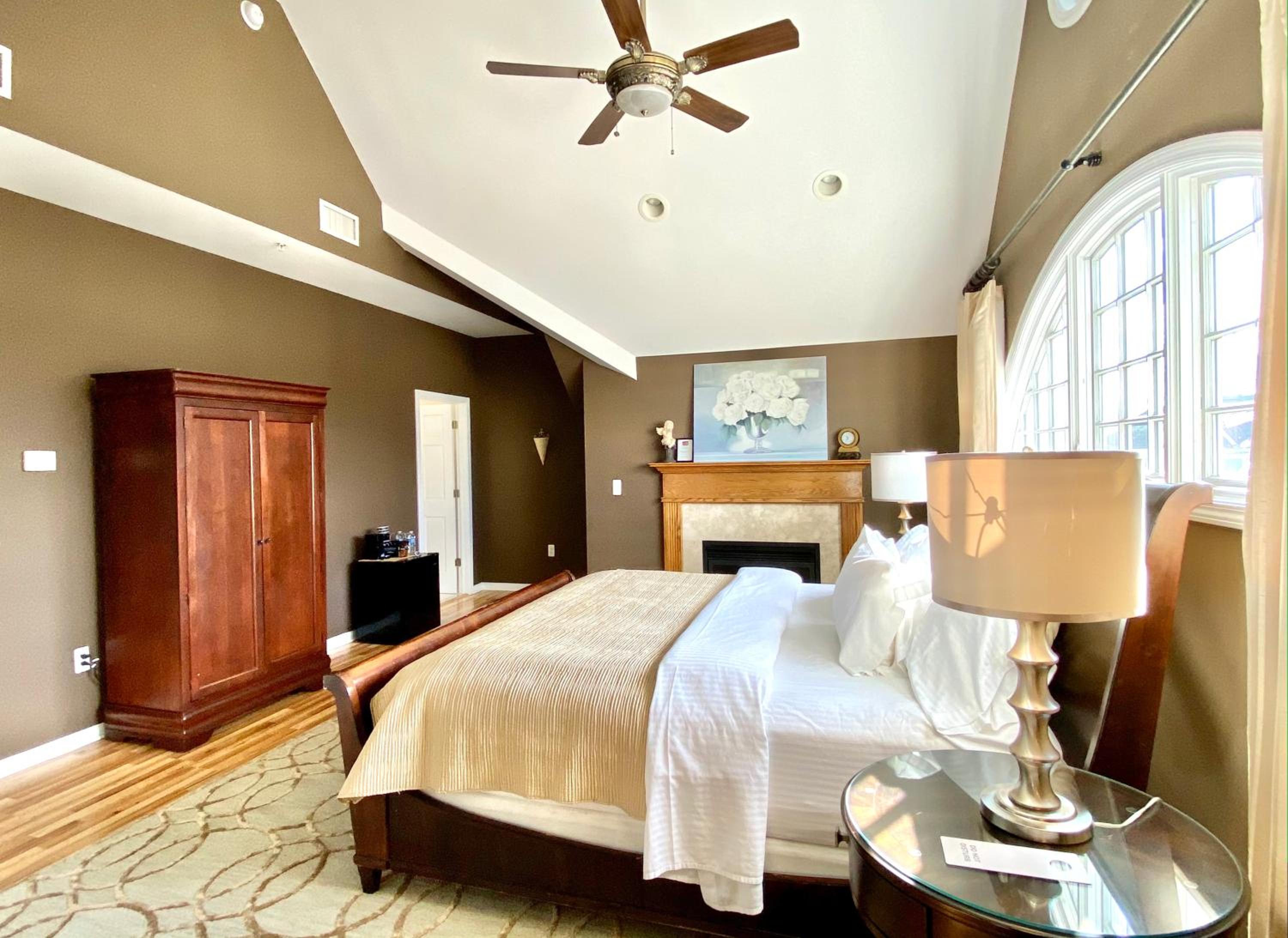 Inn on Main Hotel view 5