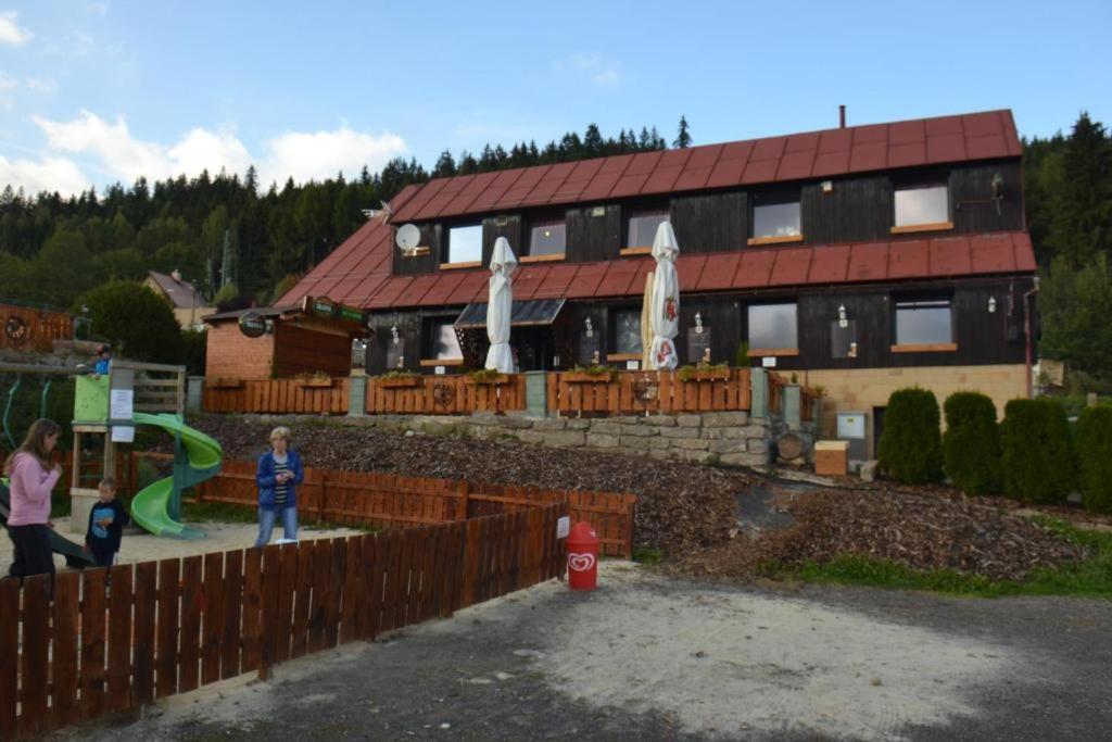 Apartmány Tenis