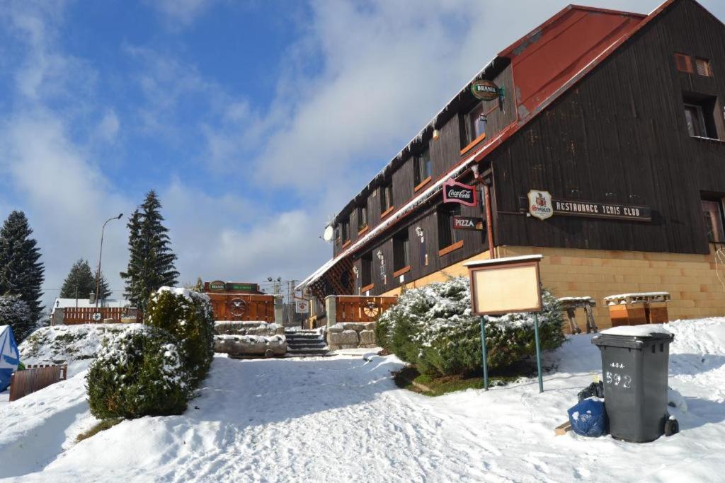 Apartmány Tenis