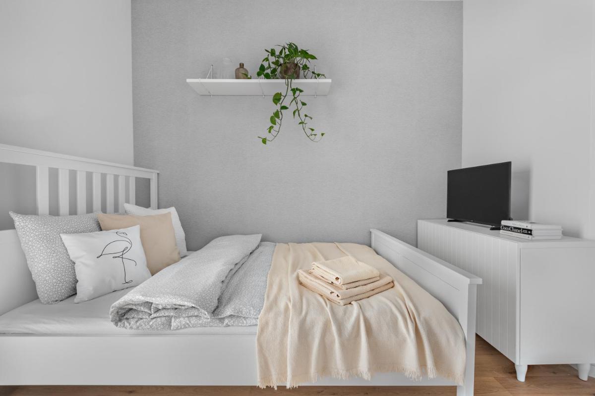HARBOR APARTMENTS - Zabrska view 5