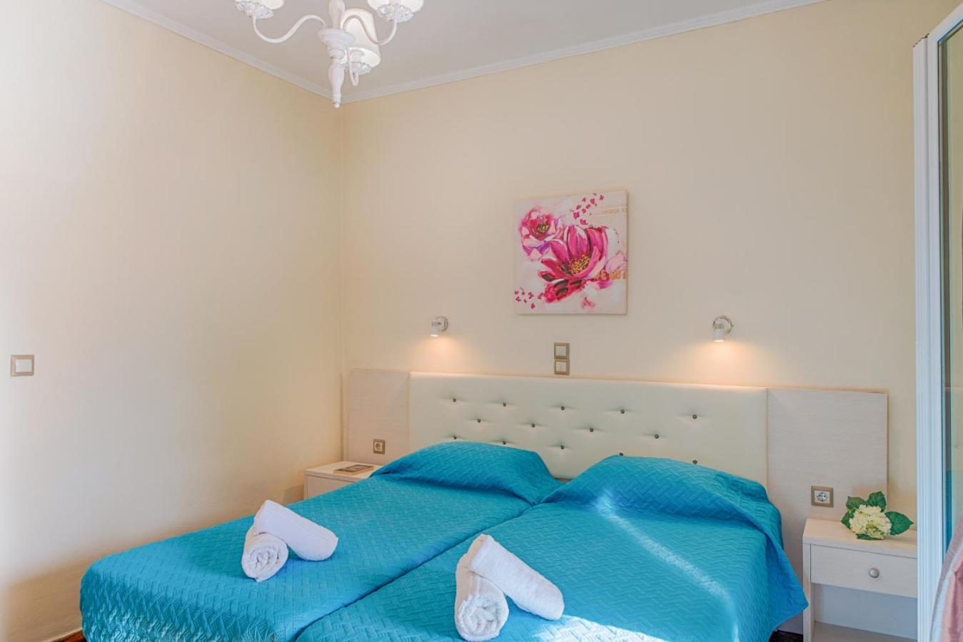 Dolphin apartments Palaiokastritsa photo 2