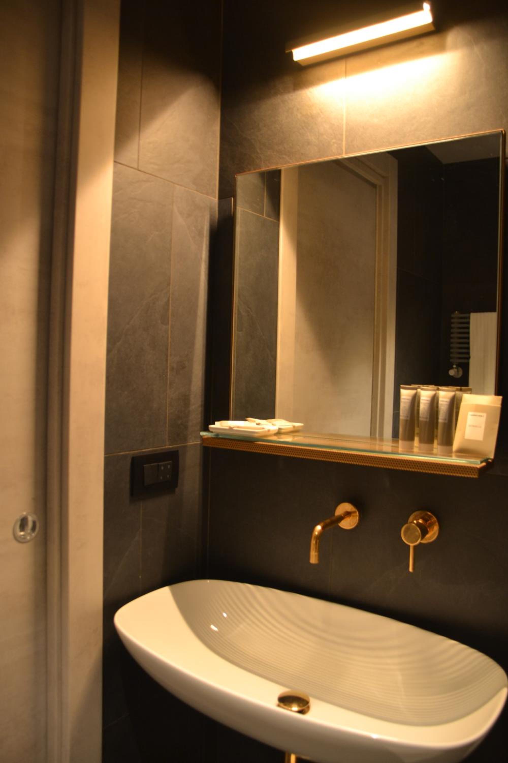 5-Rooms Apartment