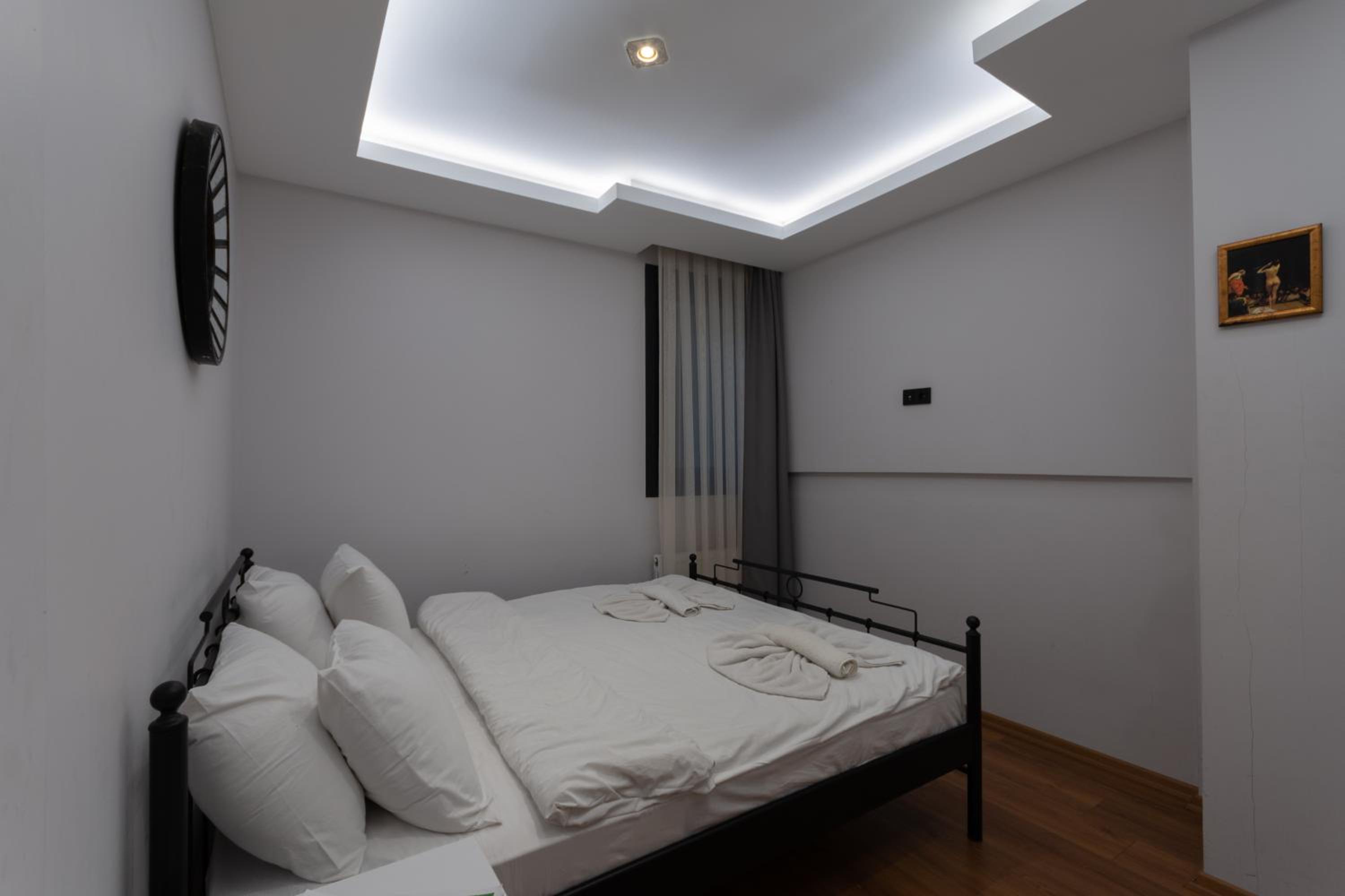 Cheers Hostel - Image 61