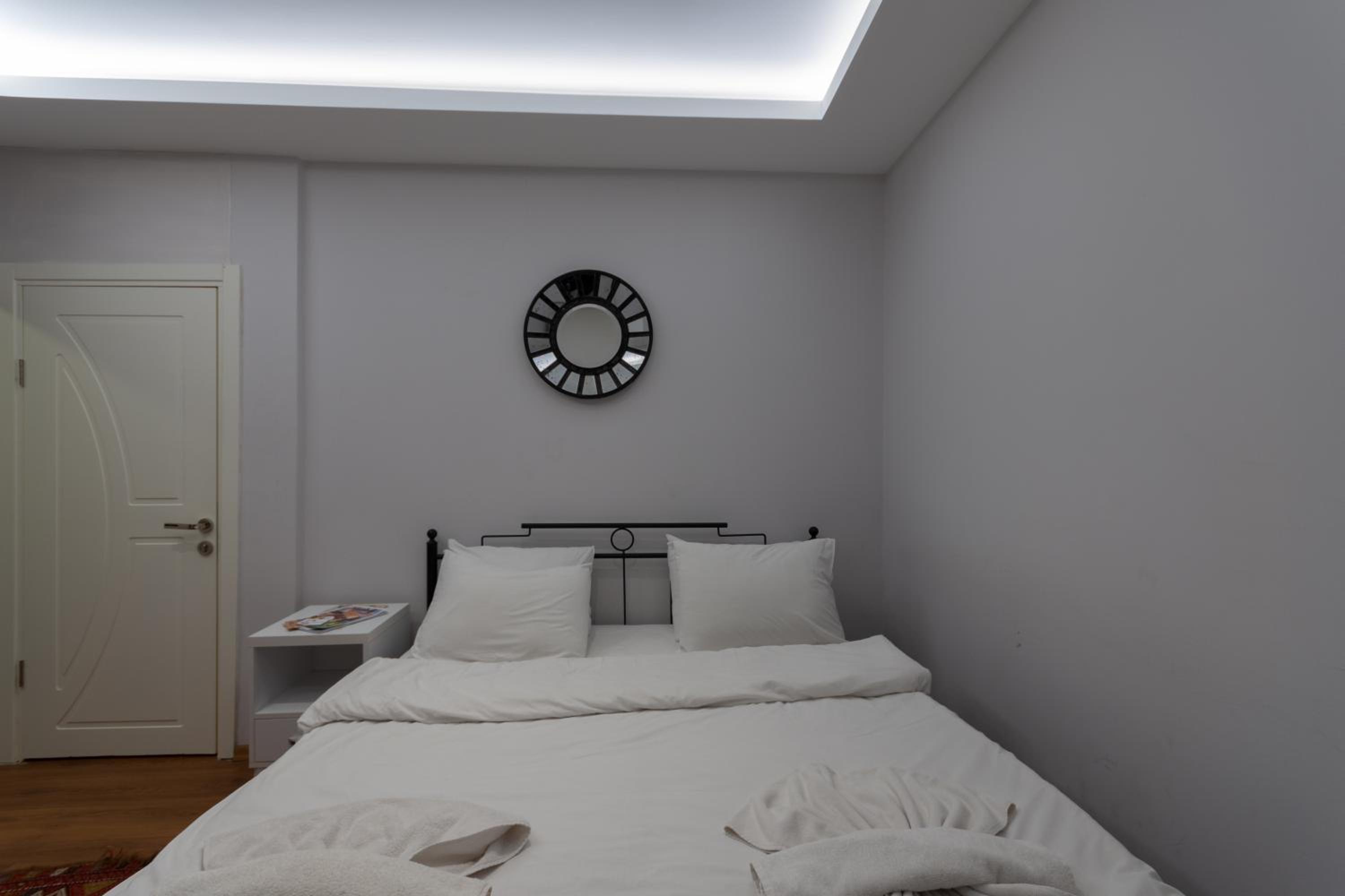 Cheers Hostel - Image 58